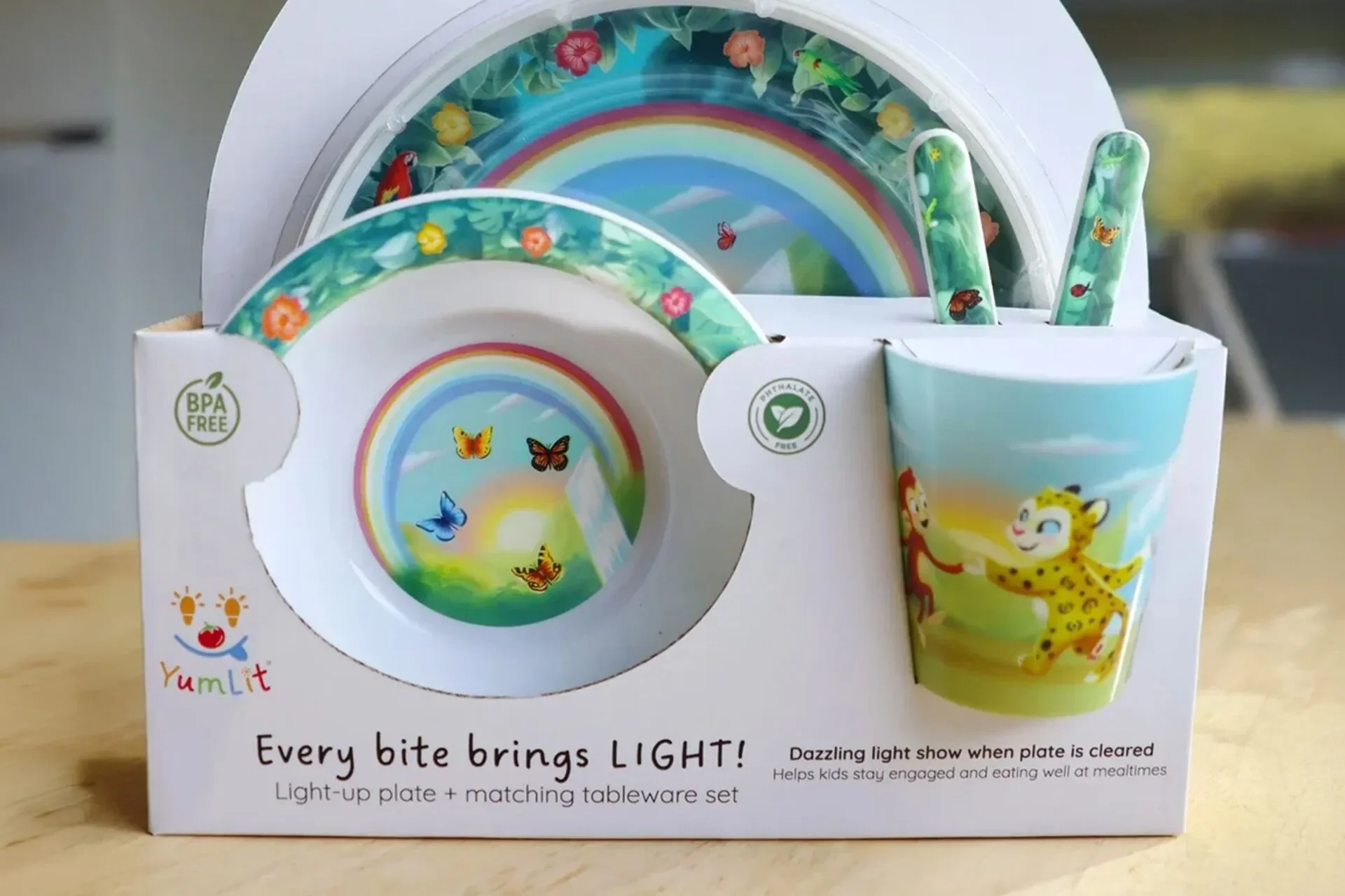 YumLit Debuts Light-Activated Kids Plate at Inspired Home Show’s Inventors Corner