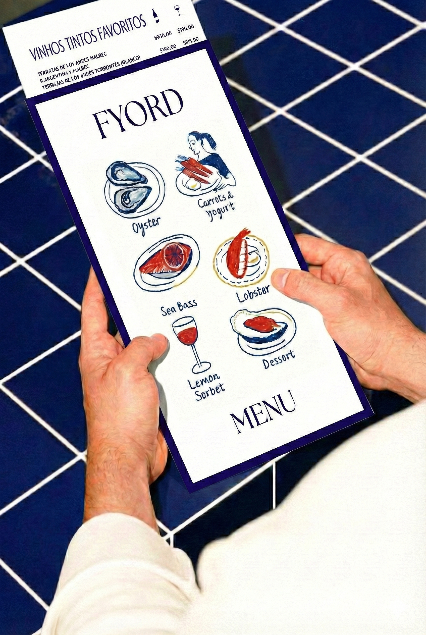 Menu de frutos do mar com desenhos de ostras, cenouras com iogurte, peixe-espada, lagosta, sorvete de limão, e uma taça de vinho