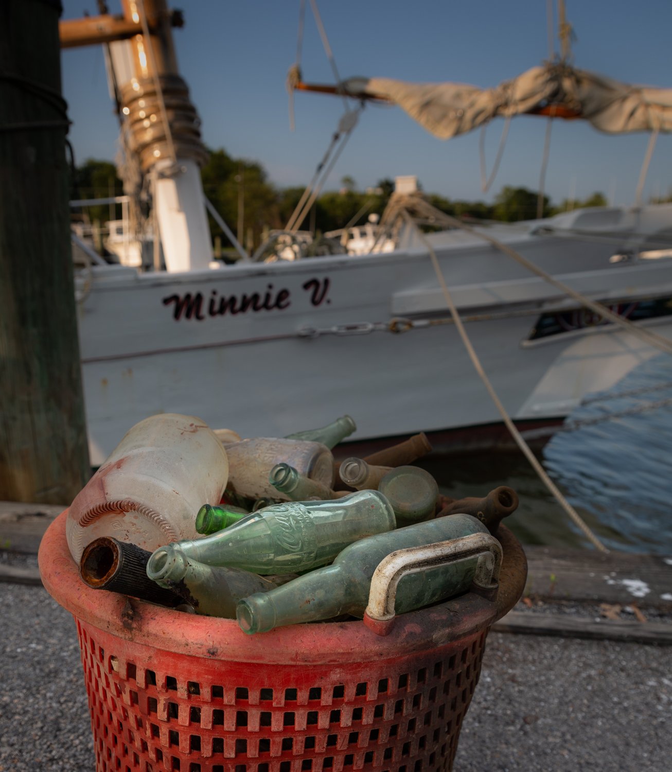 Dogwood Harbor old bottles-6685.jpg