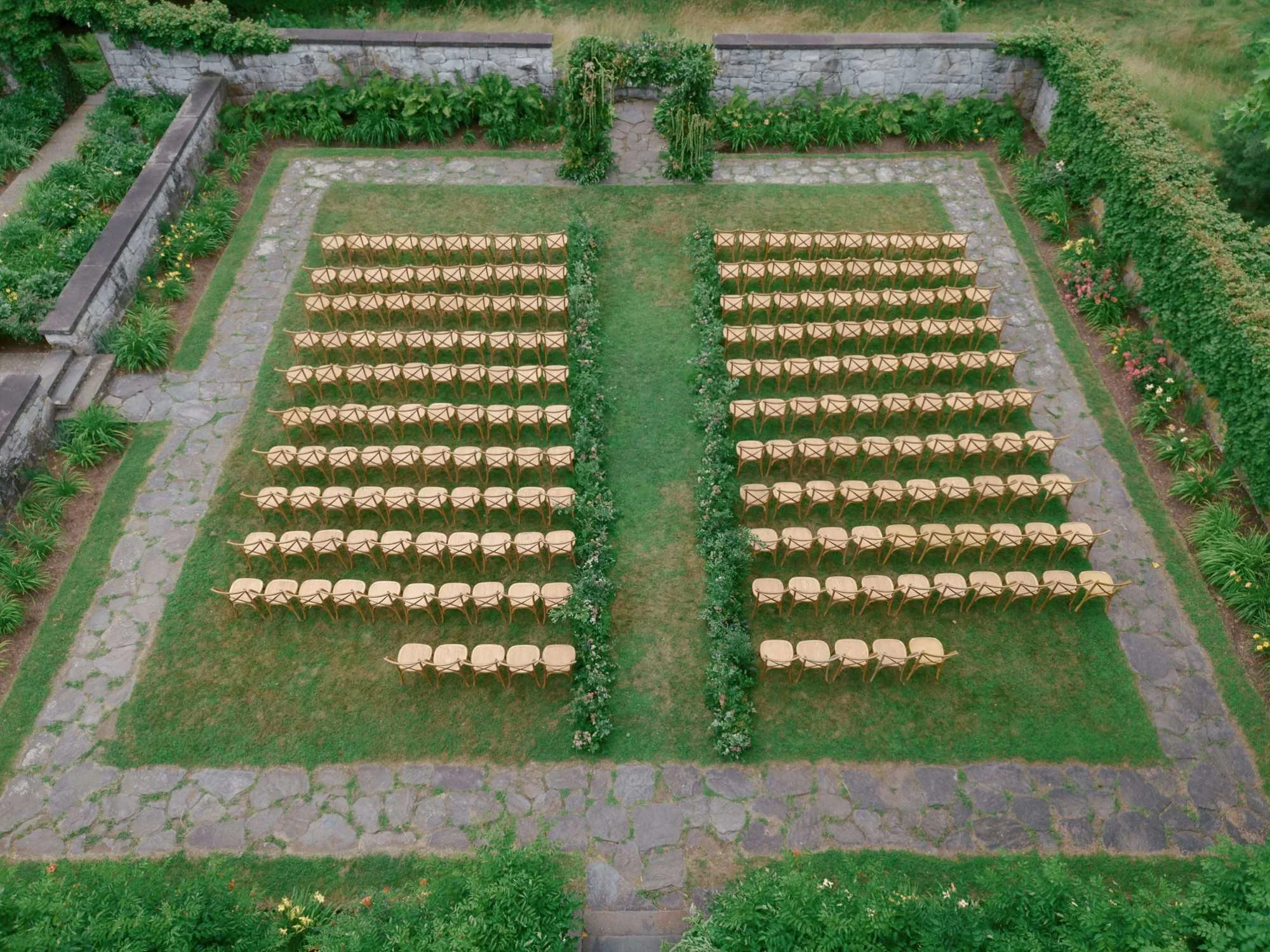 aa-0261-garden-ceremony-chair-setup-troutbeck-amenia-ny-planned-by-ashley-douglass-jenny-fu.jpg