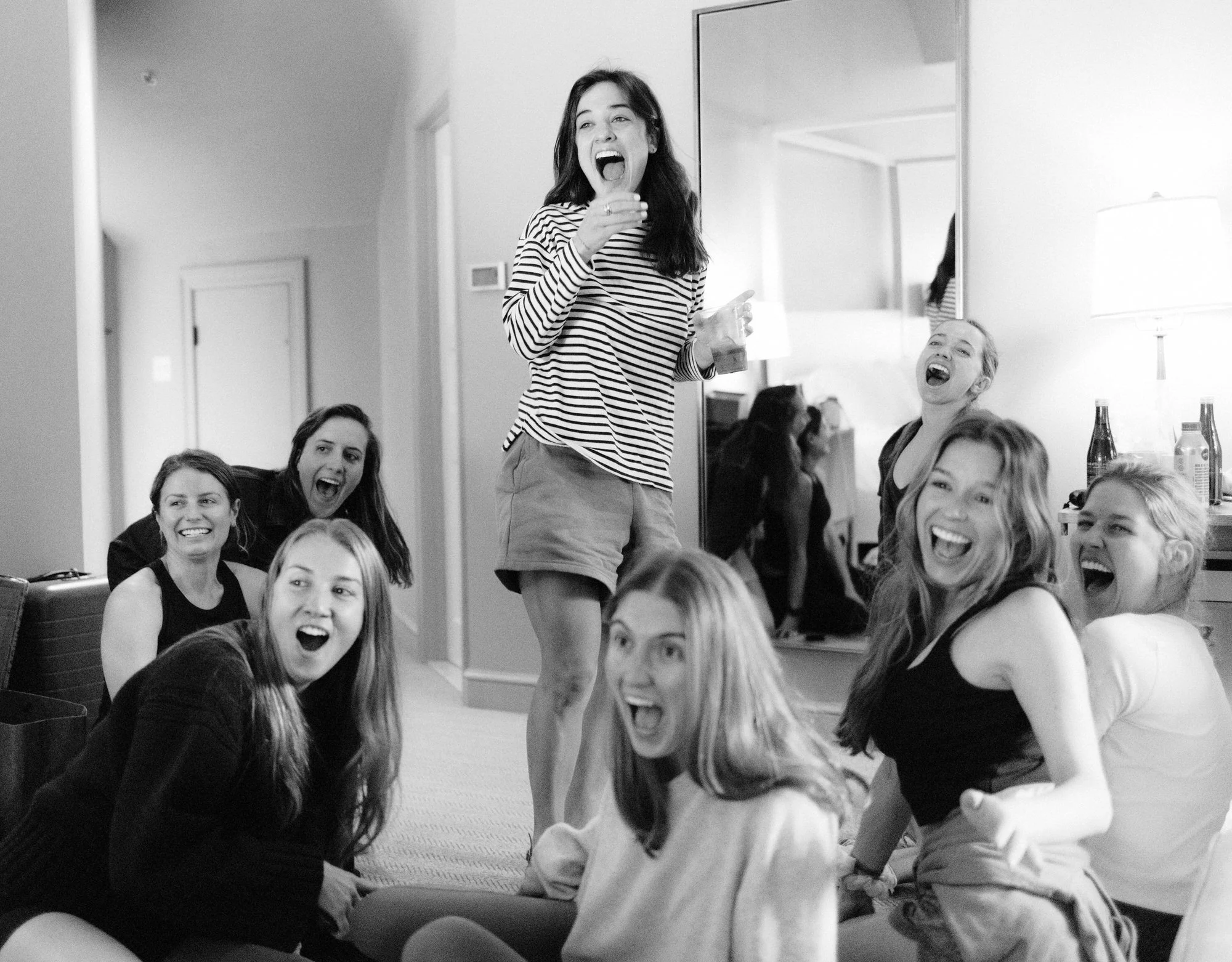aa-0329-bridesmaids-laughing-during-getting-ready-troutbeck-amenia-ny-planned-by-ashley-douglass-jenny-fu.jpg