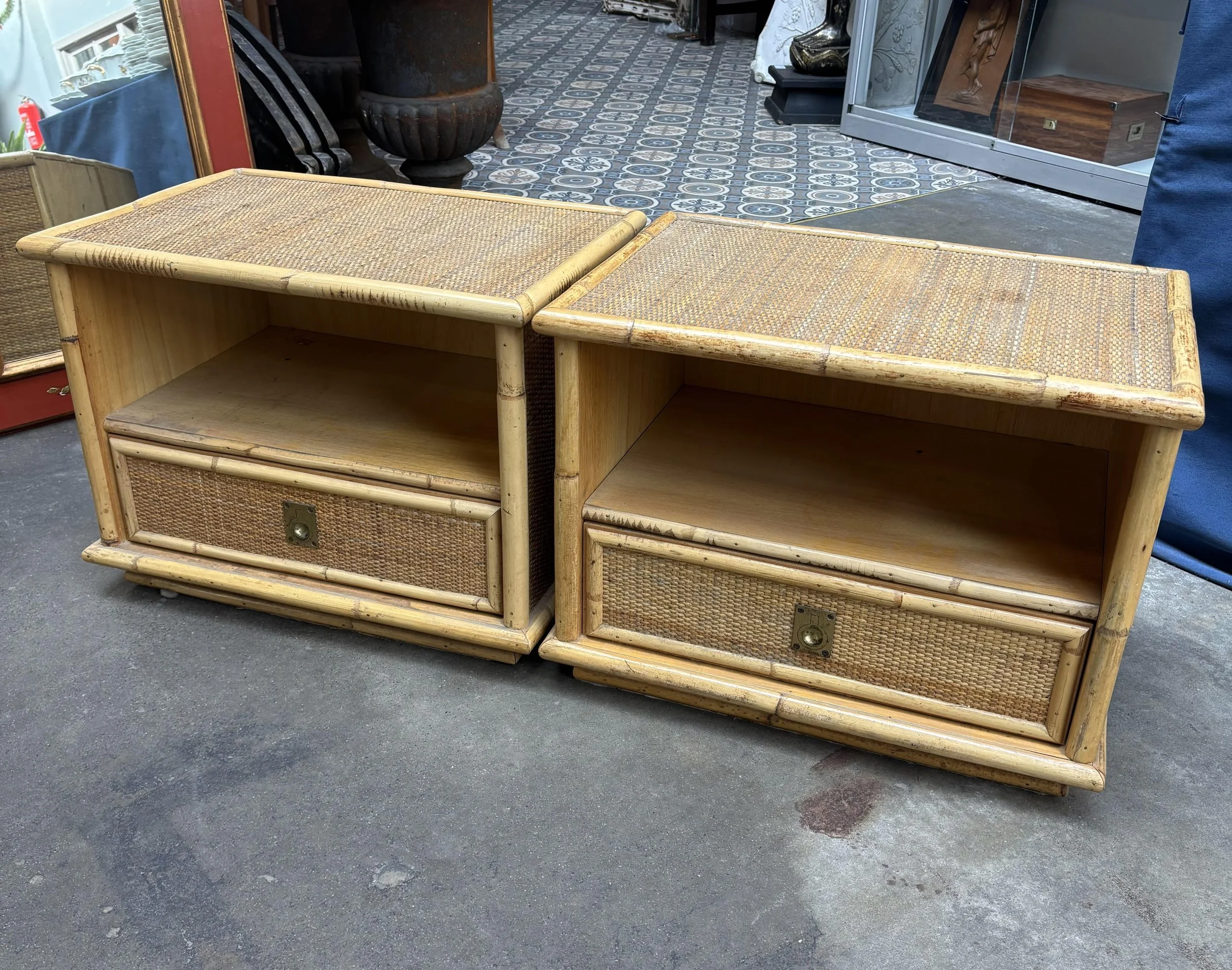 Dal Vera Bedsides.jpg