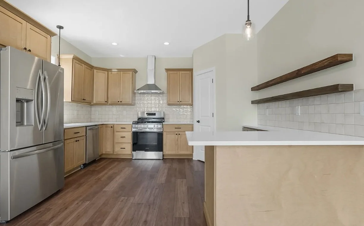 Ranch Condo, Pondfront