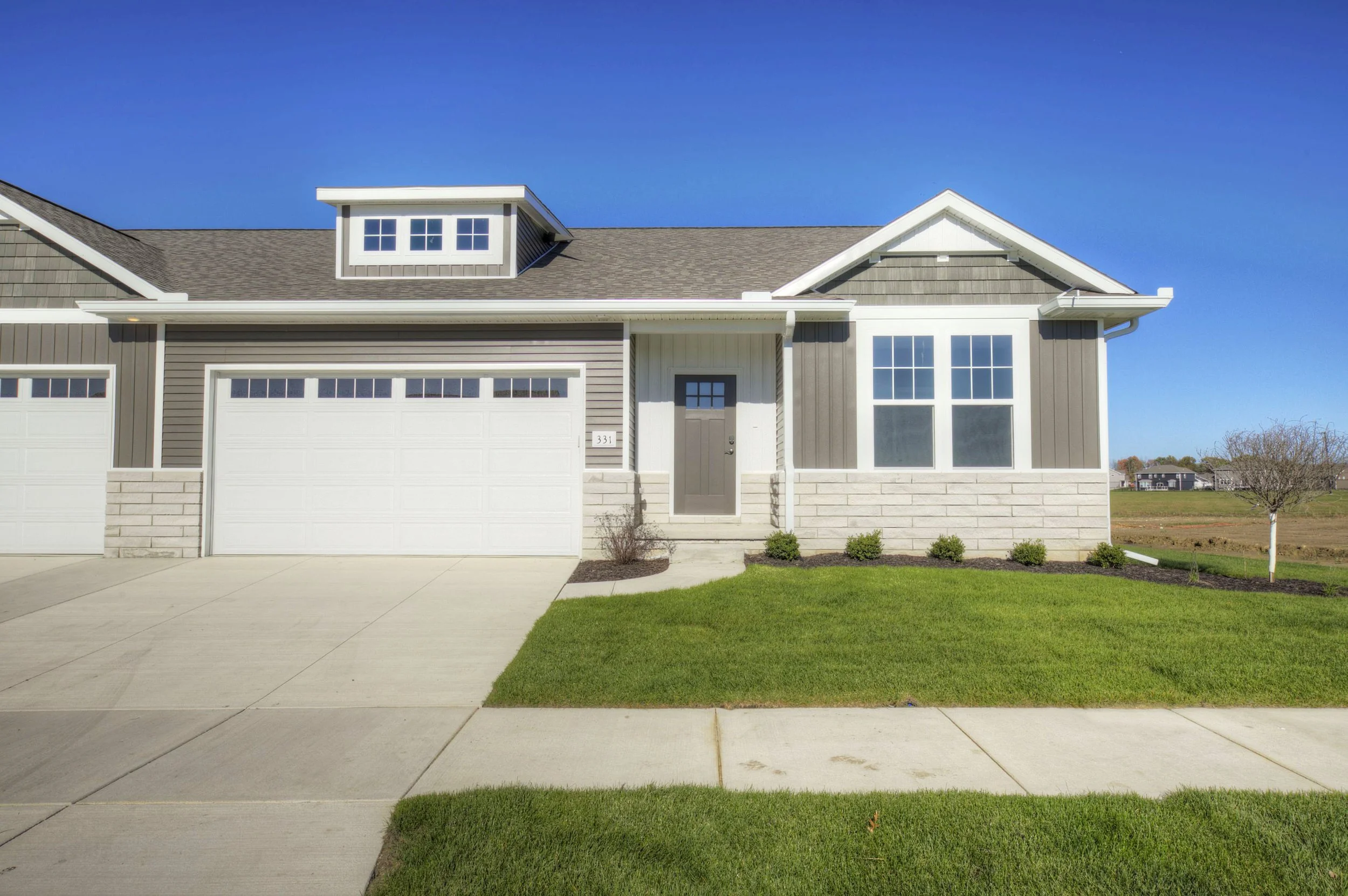 Ranch style condominium in howell michigan 