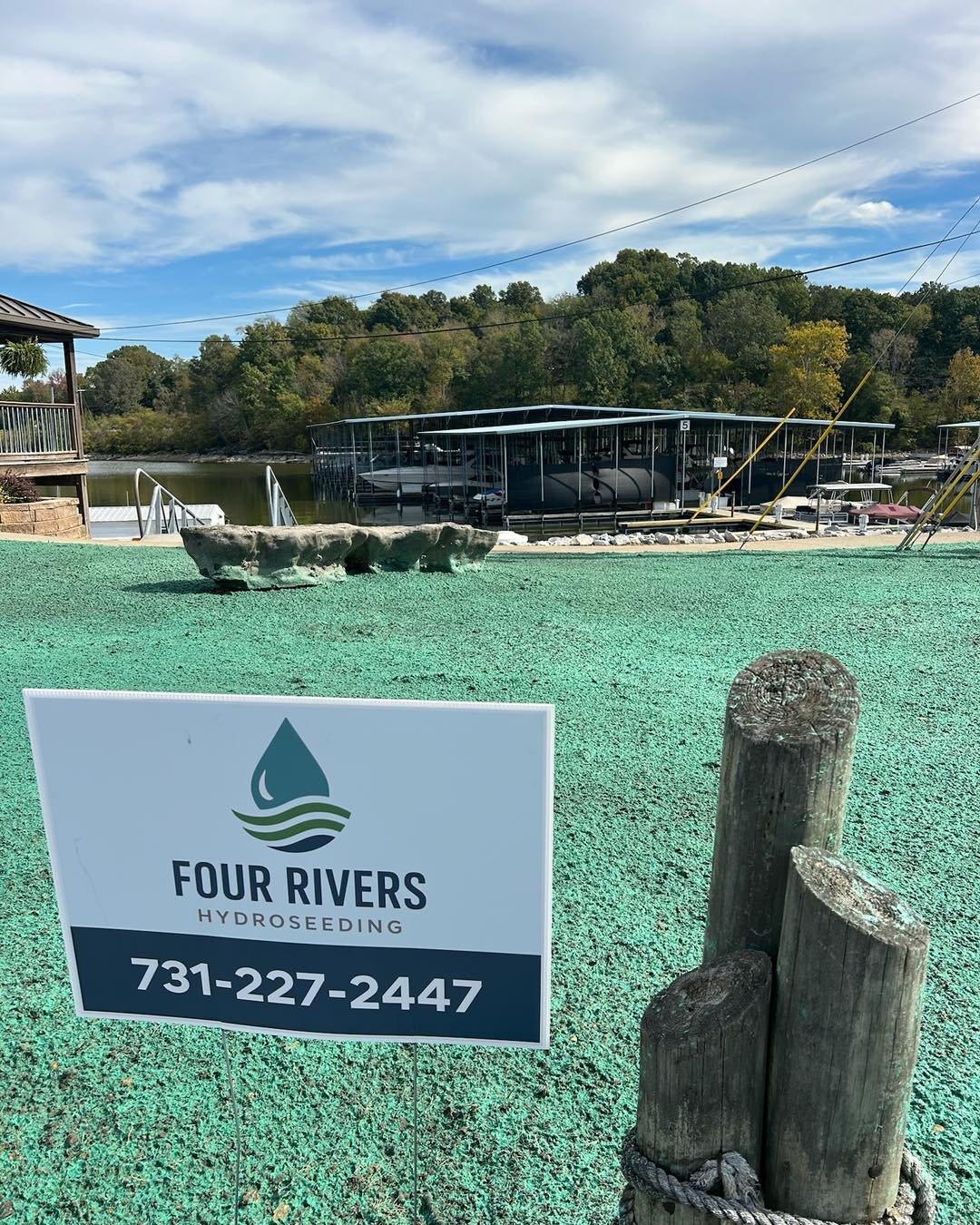 It all starts here &mdash; a fresh coat of hydroseed, custom-mixed for your property. 🌱
At Four Rivers Hydroseeding, we take pride in getting the job done right from the start &mdash; with quality materials, even coverage, and trusted results.
Resid