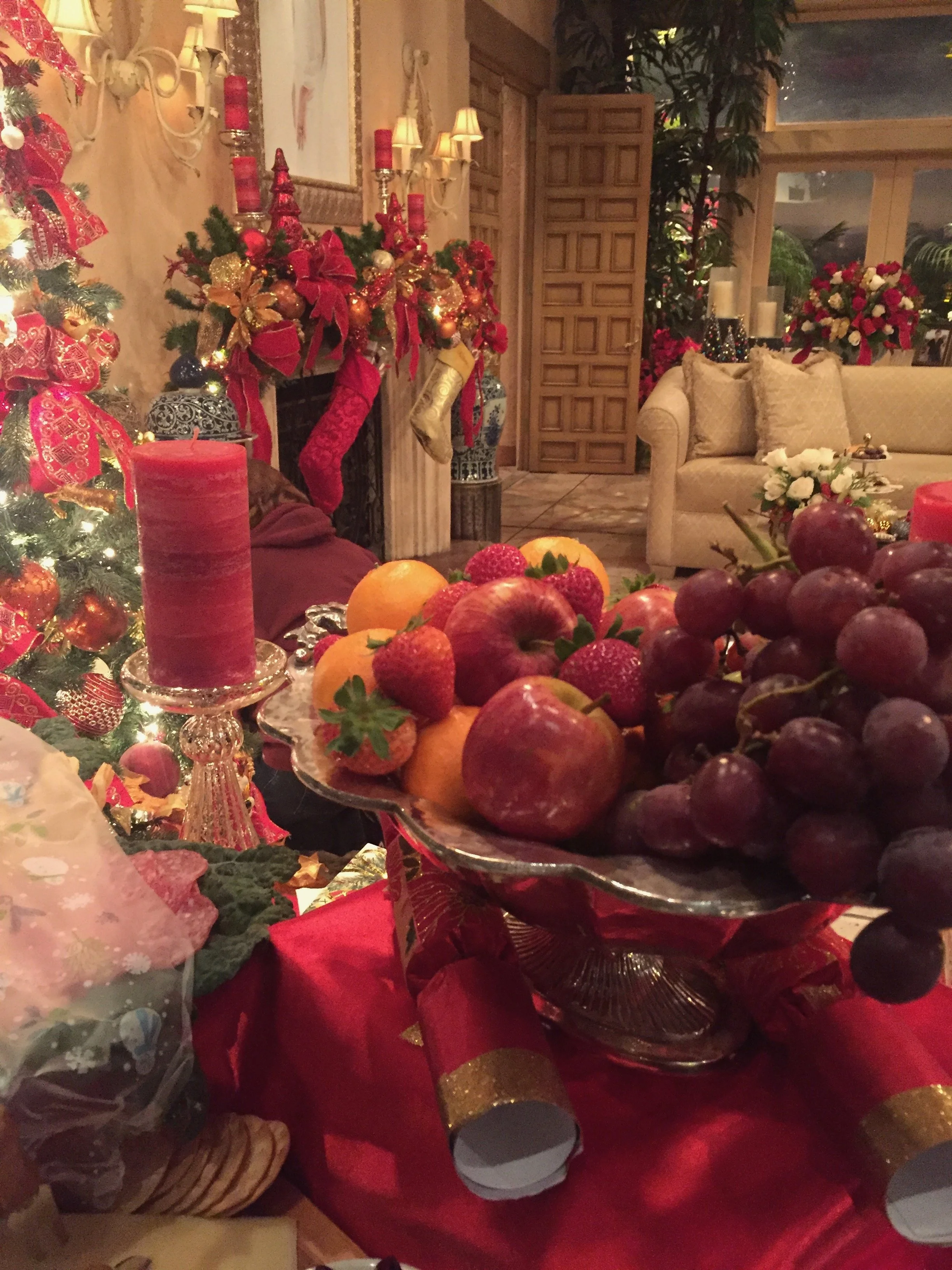 christmas sets - 2 of 8.jpeg