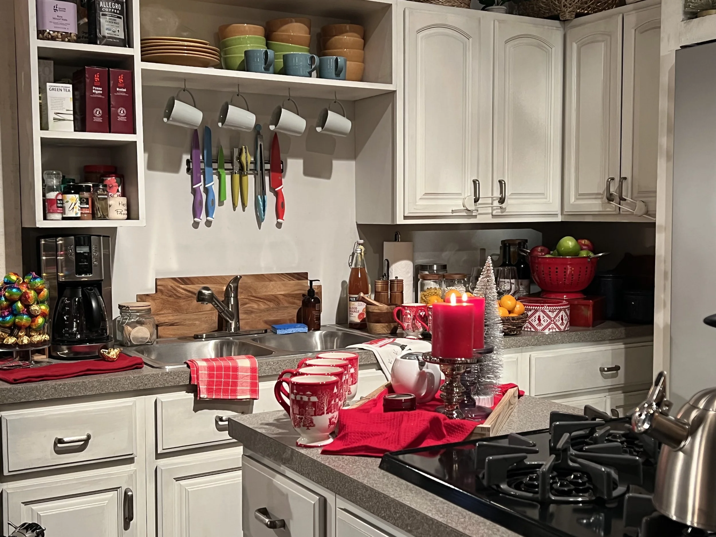 cliff house kitchen.jpg