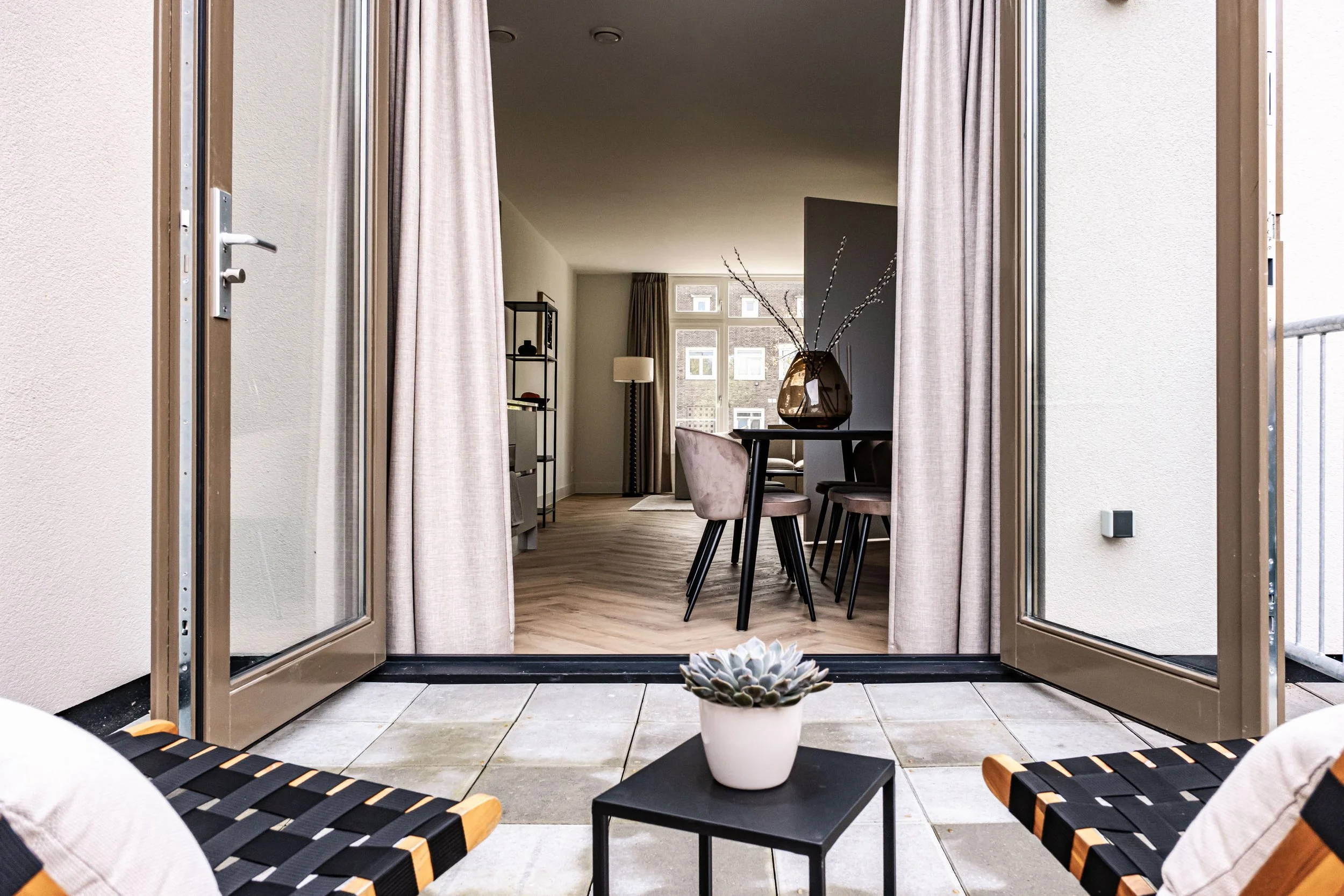 De kracht van kleur en licht, hoe styling de waarde van je woning verhoogt