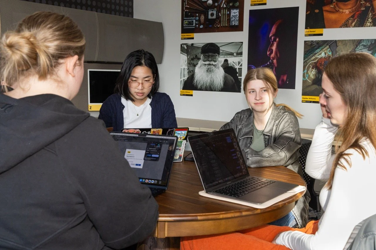 Candid_Med_AM_4 copy Large.jpeg