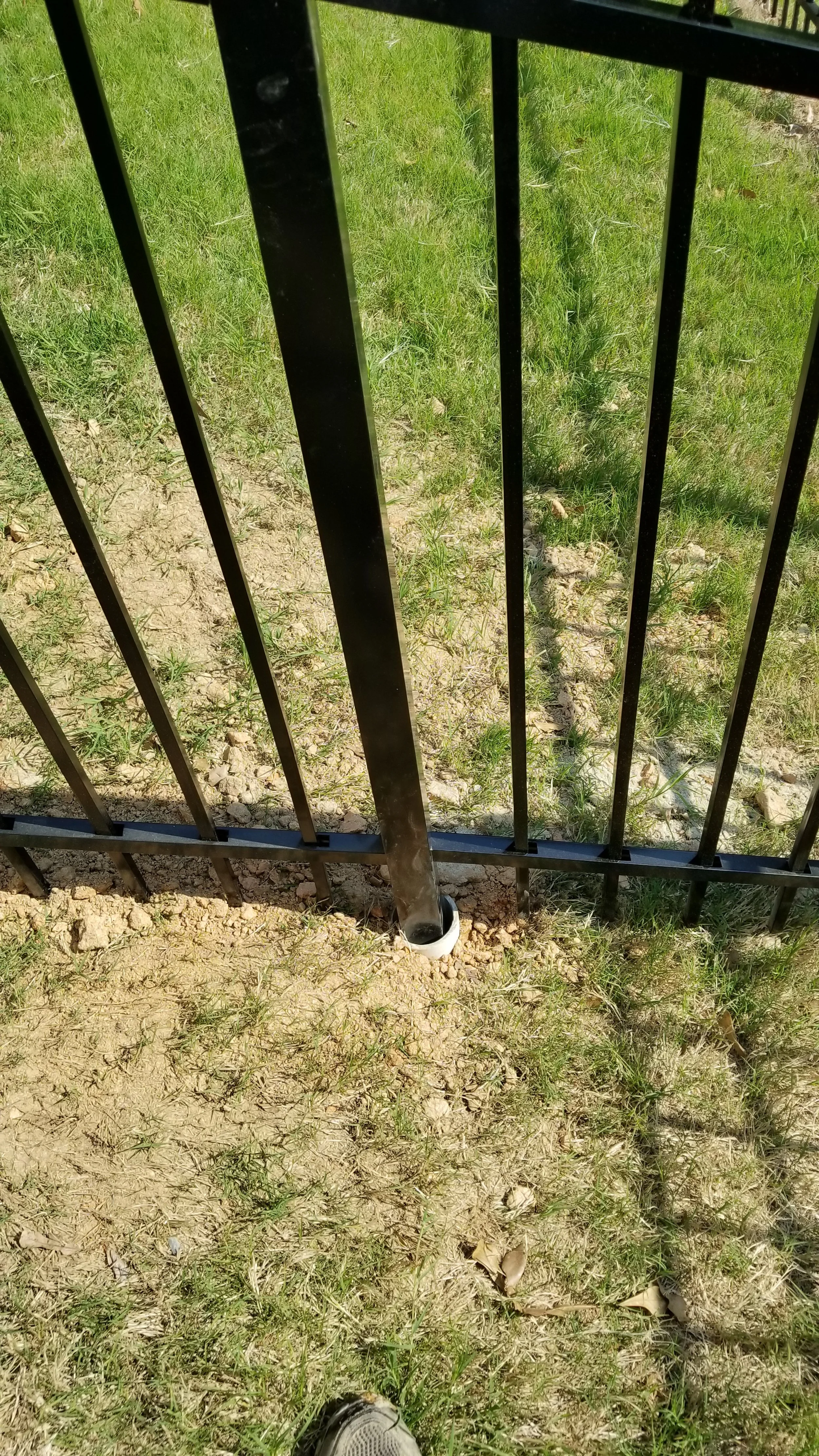 Fence w Sleeve.jpg