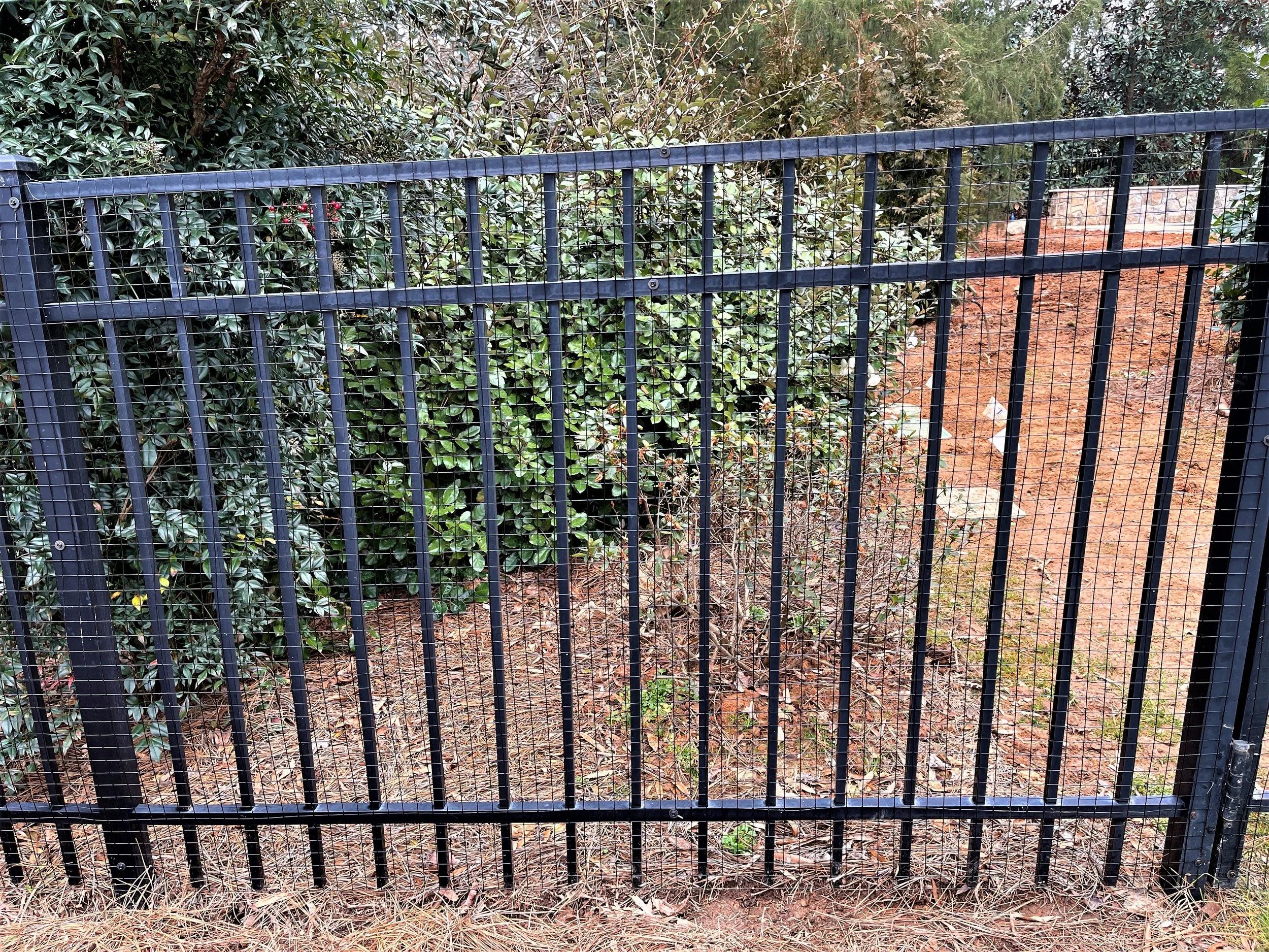 Wire Mesh on Black Aluminum 1.JPG