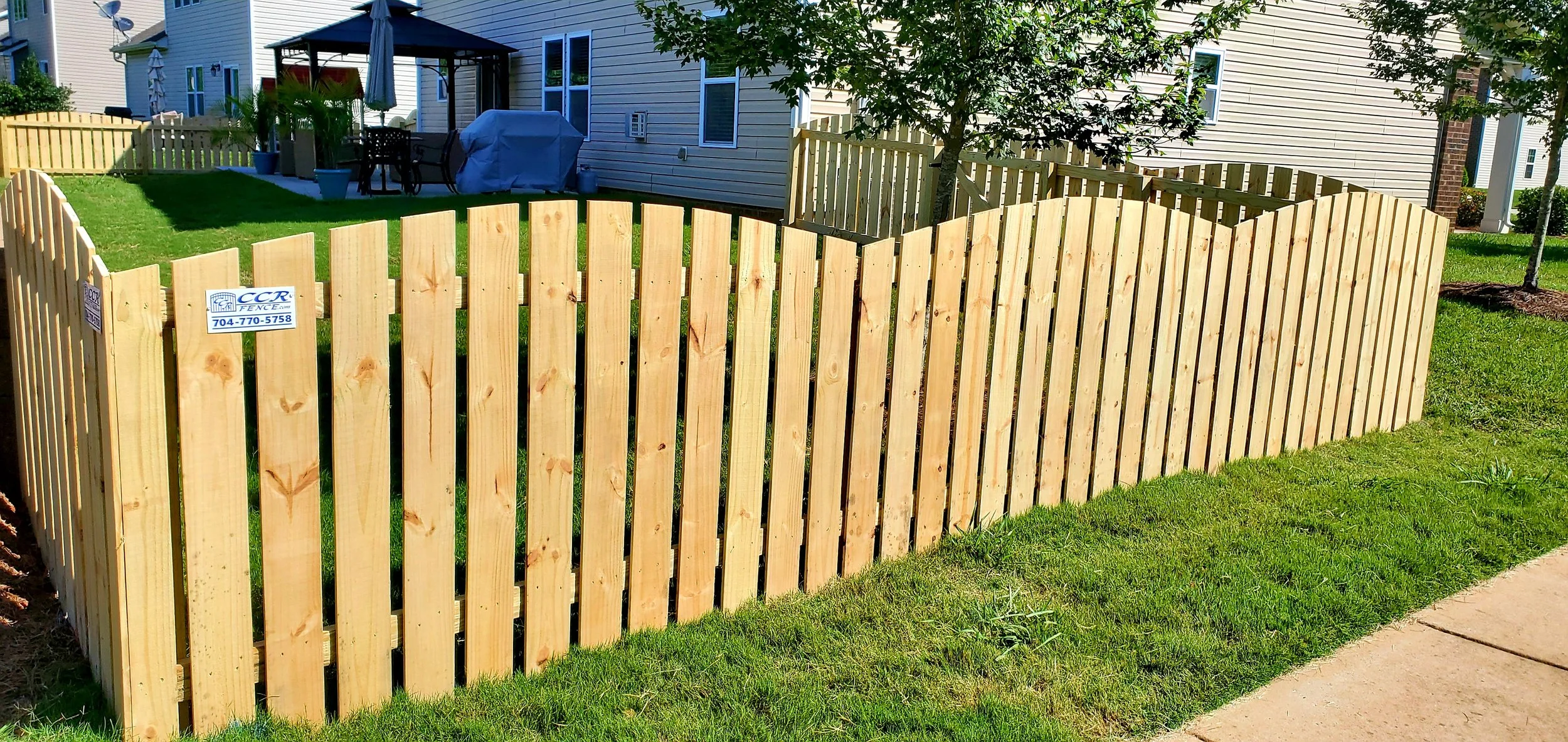 Scalloped Wood 4ft Tall Semi.jpg