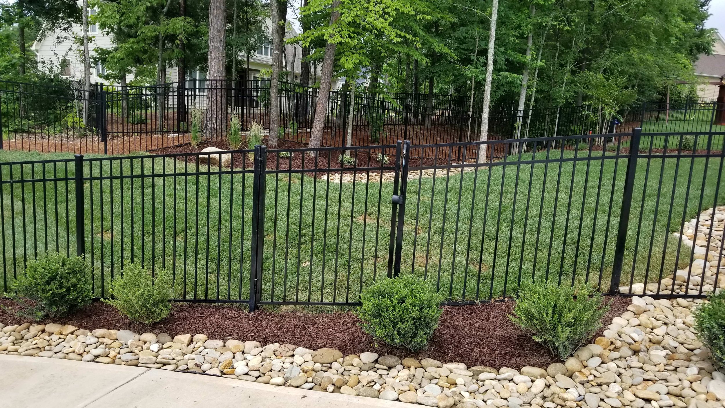 Fence Installation on Slope2 - Copy.jpg