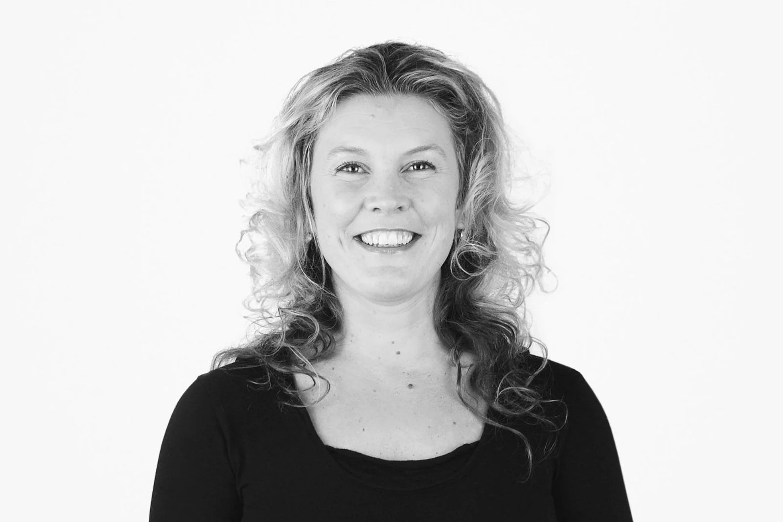 Headshot of Carolyne Rosewarne, Project Financial Manager at Conference Innovators.