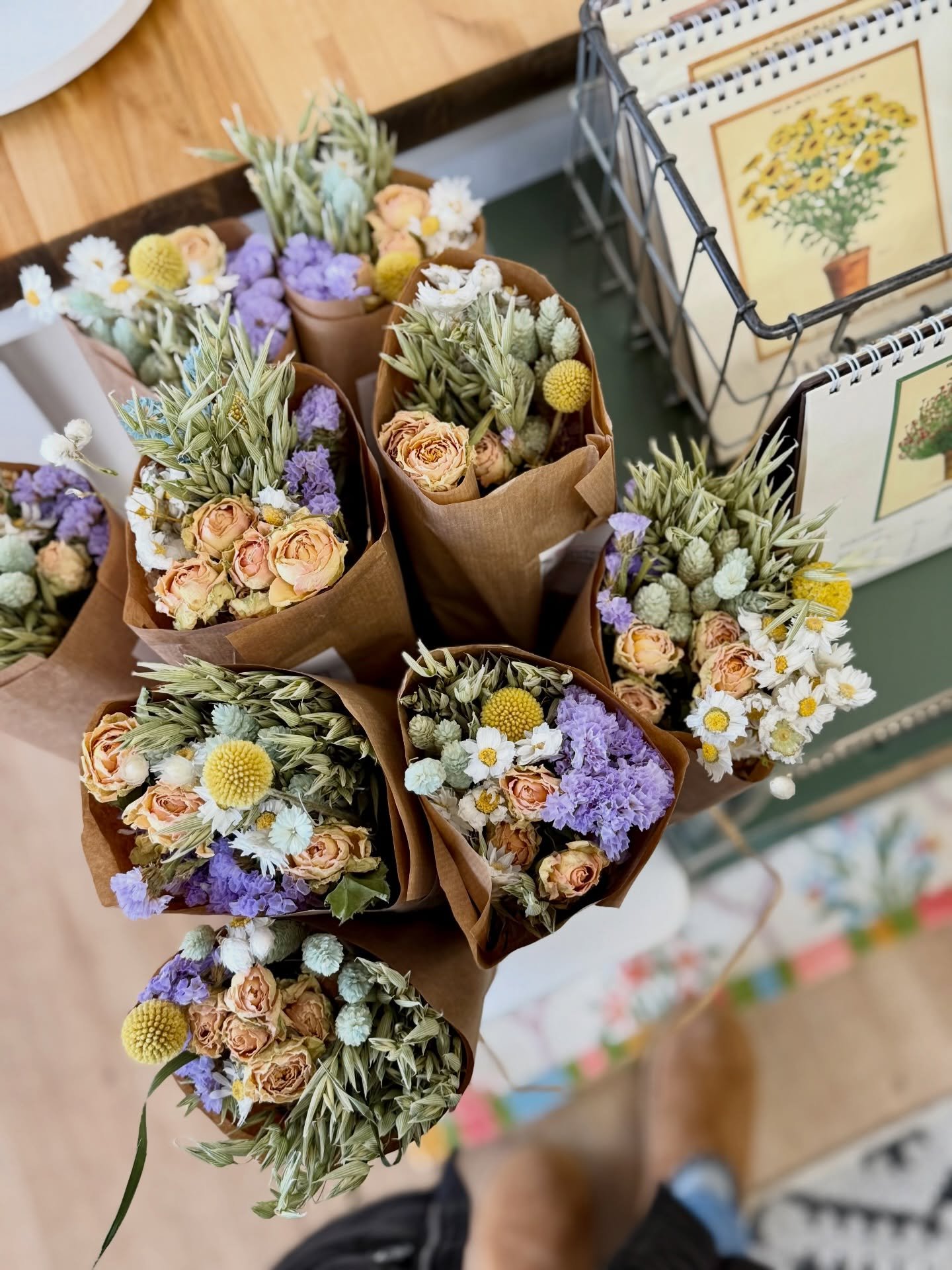 Dried floral bouquets landed in store today 💐

&ldquo;Inspired by classic Dutch meadow florals, this preserved market bouquet features a lively mix of delicate blooms and natural textures in soft pinks, sunny yellows, creamy whites, and gentle laven
