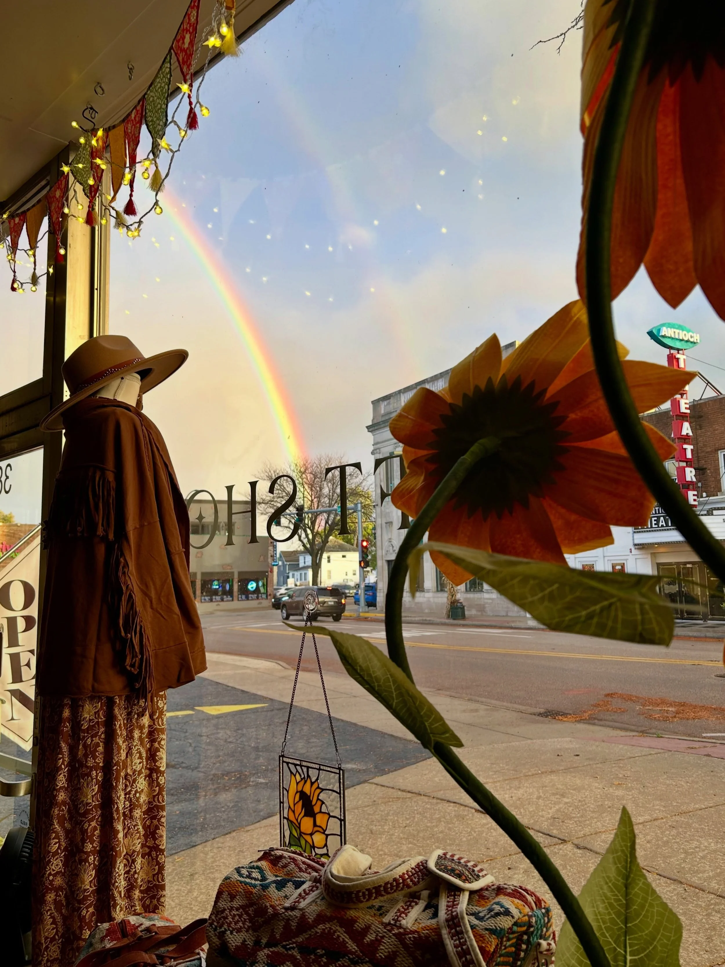 🌻👒🌈🎃