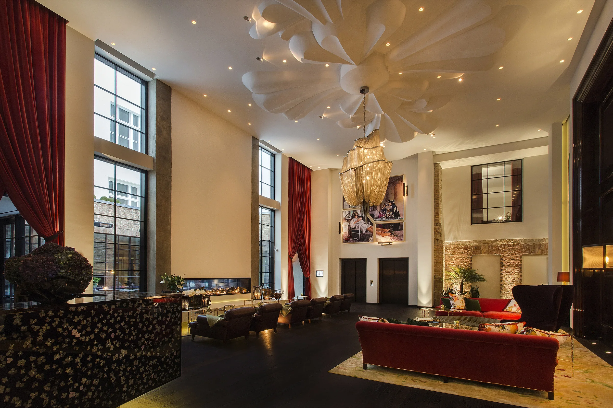 Hotel Zoo Berlin 𓃮 Conceptual and Principal Designers