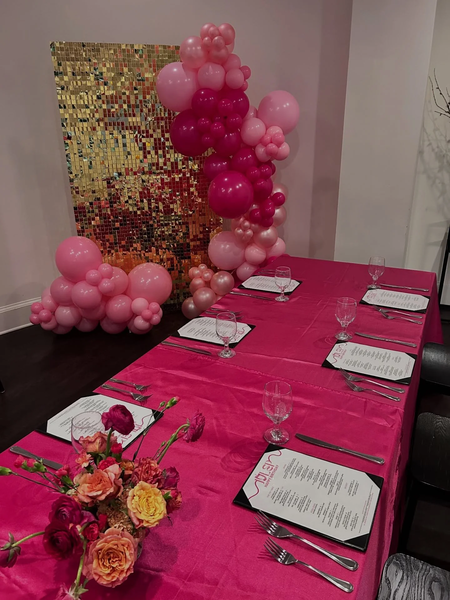Celebrating a sweet birthday this Super Bowl Sunday was such a treat. Especially with this stunning color pallet 💞💞💞

Y&rsquo;all this sequins backdrop and freestanding garland is PERFECT a quick set up and intimate spaces. Besides the fact it&rsq