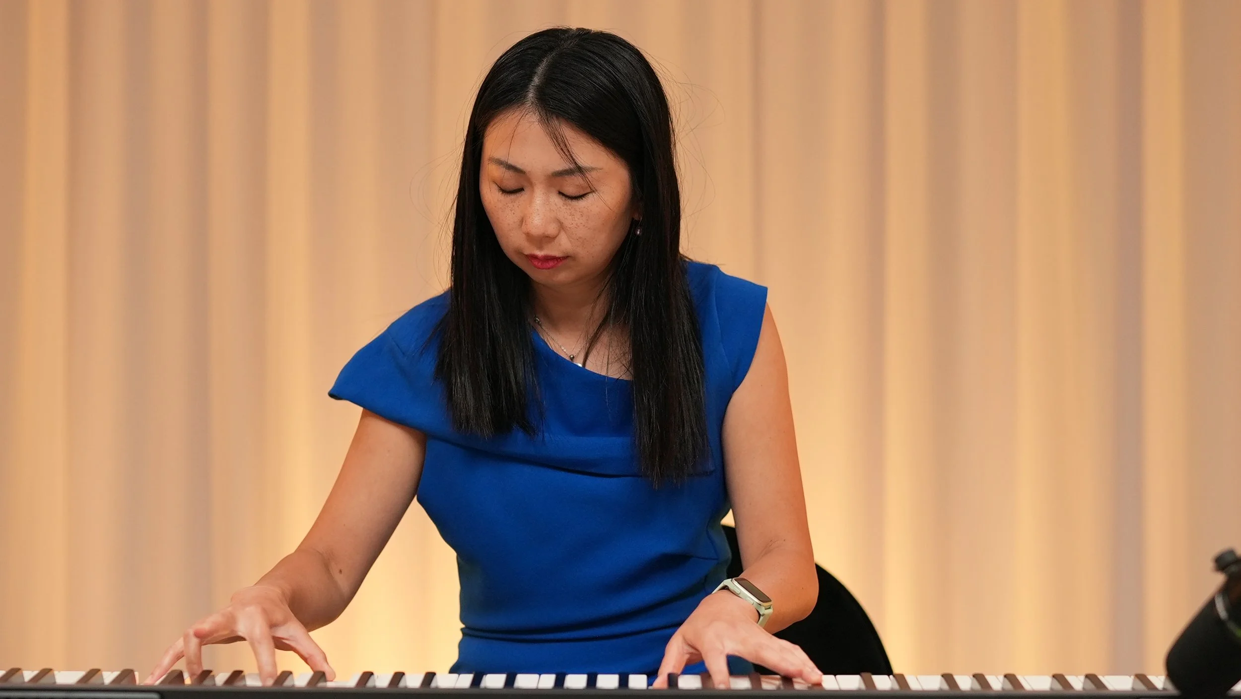 Zen Zeng, leadership speaker, author, host of Crescendo Conversations, and concert pianist in Australia