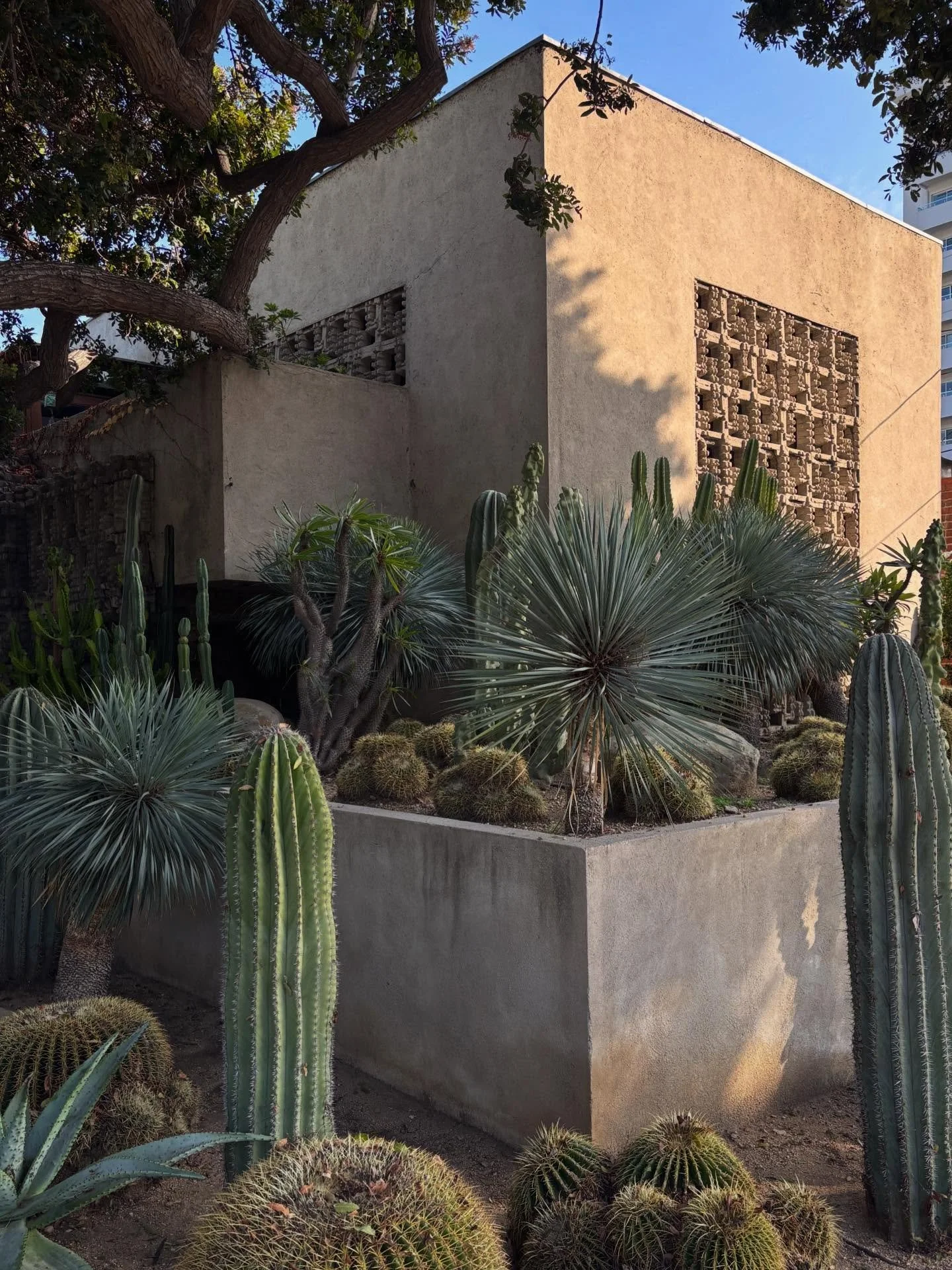 The Lloyd Wright home + studio in West Hollywood, c. 1927, designed by Frank Lloyd Wright&rsquo;s son as a personal Studio and residence (slides 1-5)

The last photos are of Frank Lloyd Wright&rsquo;s Ennis house in Los Feliz, c. 1925. A quick hike f