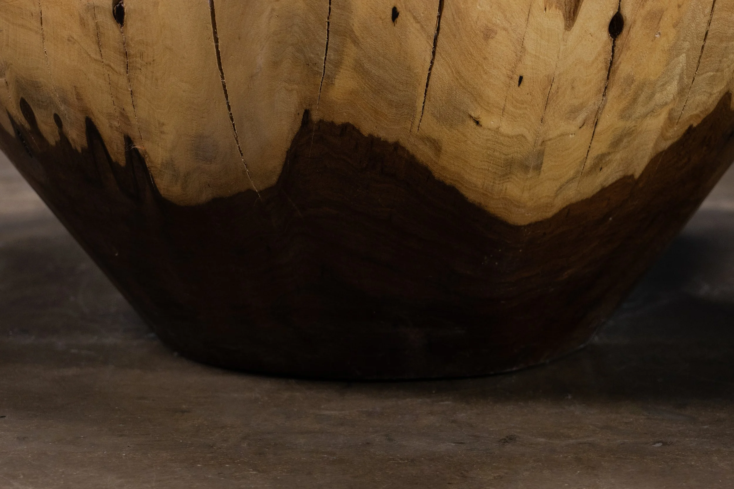 Francisco Table ƒ 39 10 by Costantini.jpg