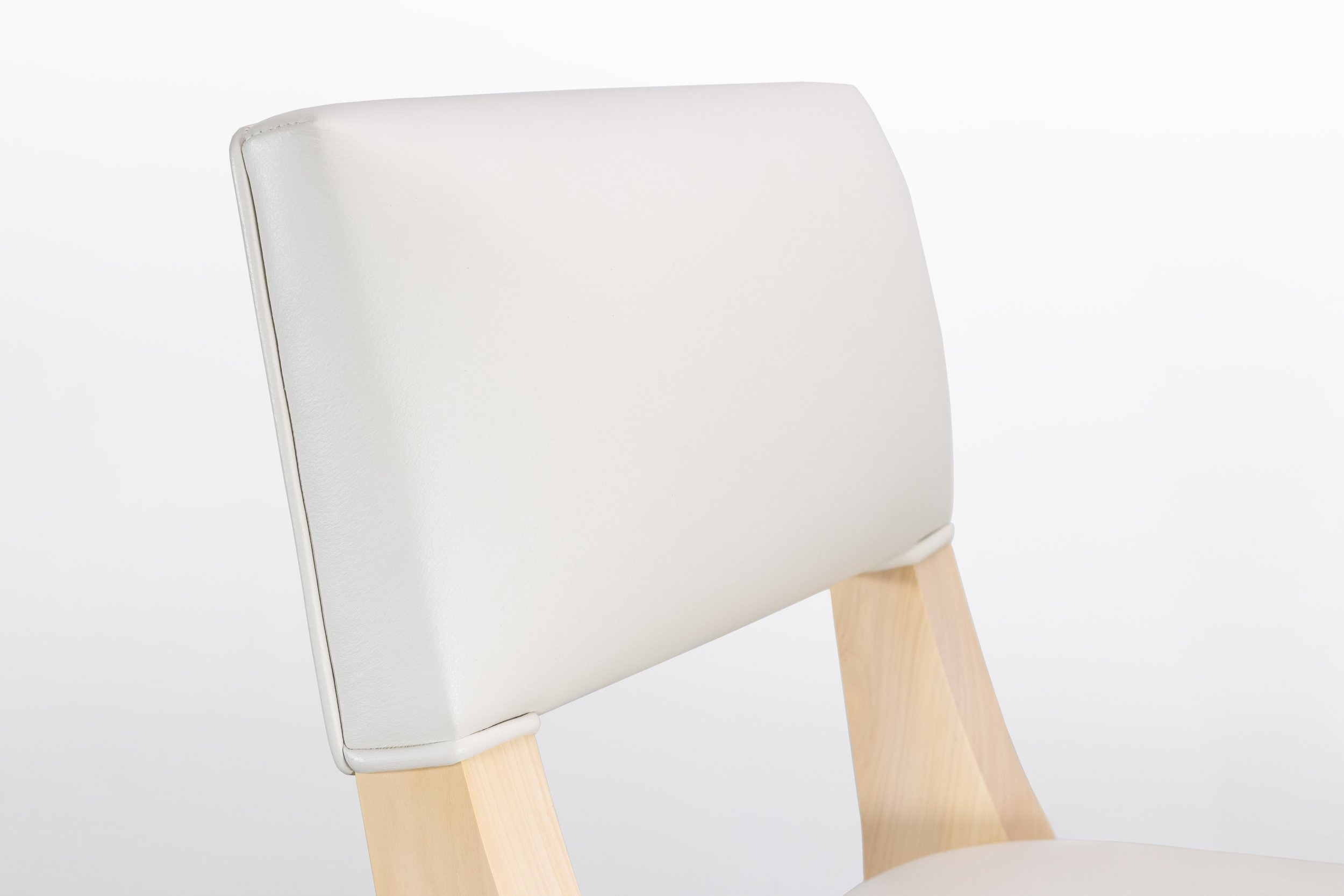 Bruno Chair Ivorywood by Costantini 07.jpg