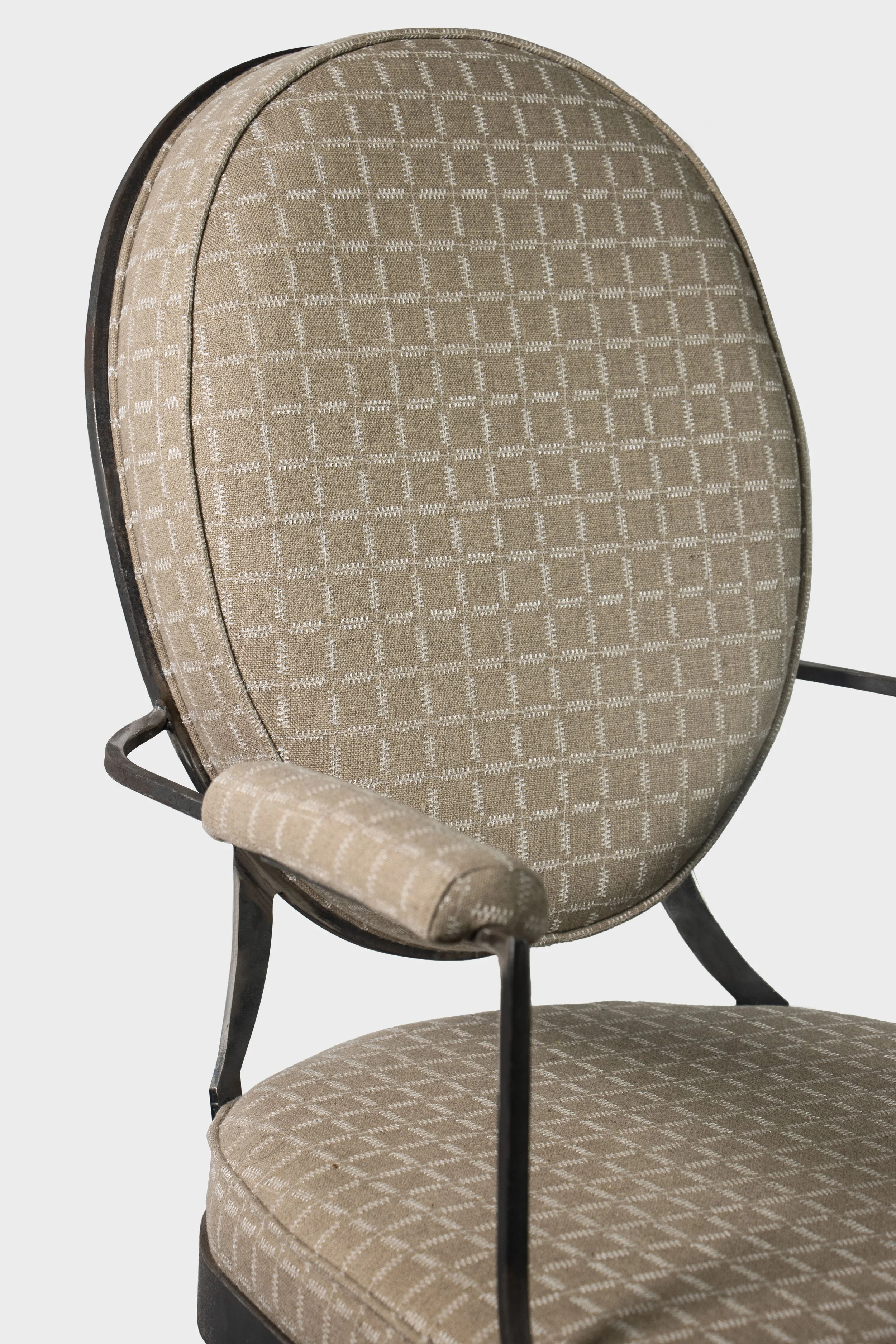 Andre Chair 231128_03 05.jpg