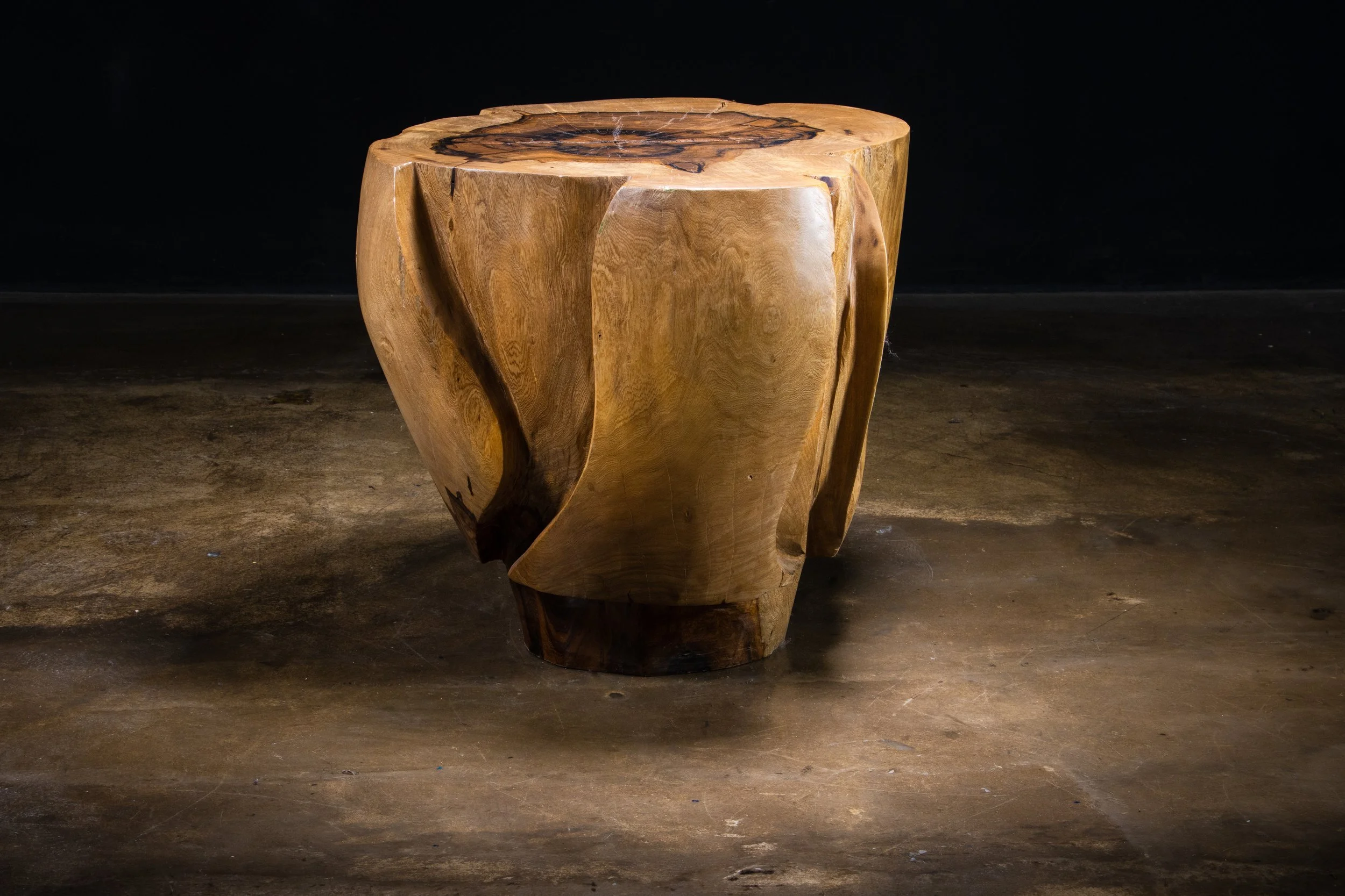 Francisco Table ƒ 40 03 by Costantini.jpg