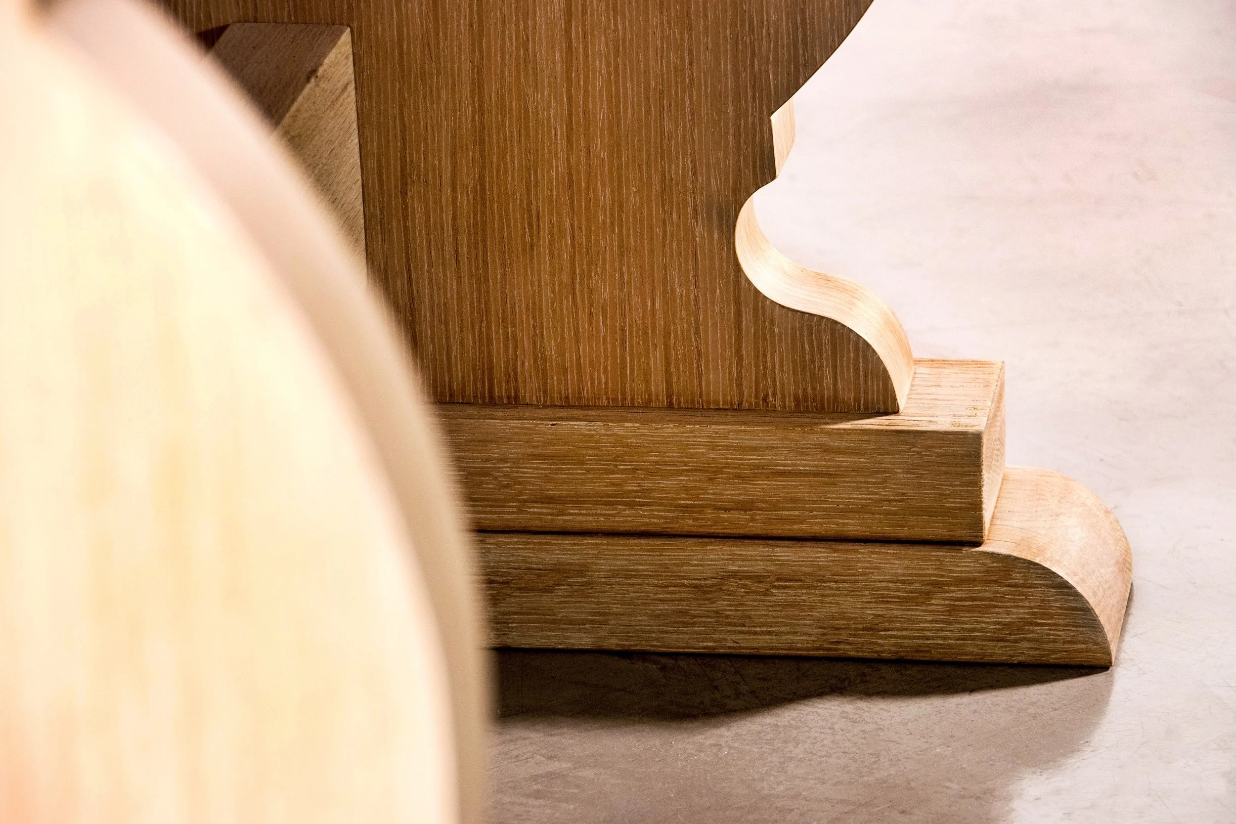 Manolo Table By Costantini 11.jpg