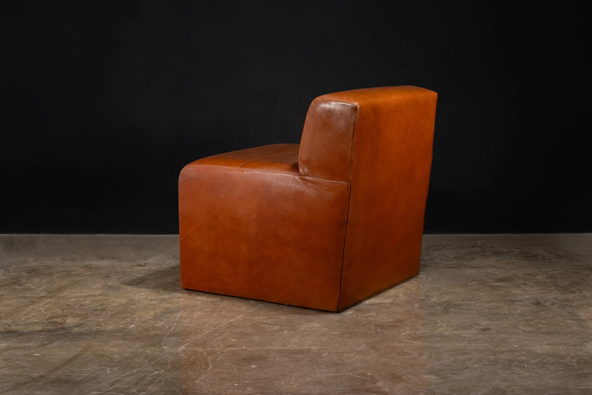 Santos Banquette by Costantini 01.jpg