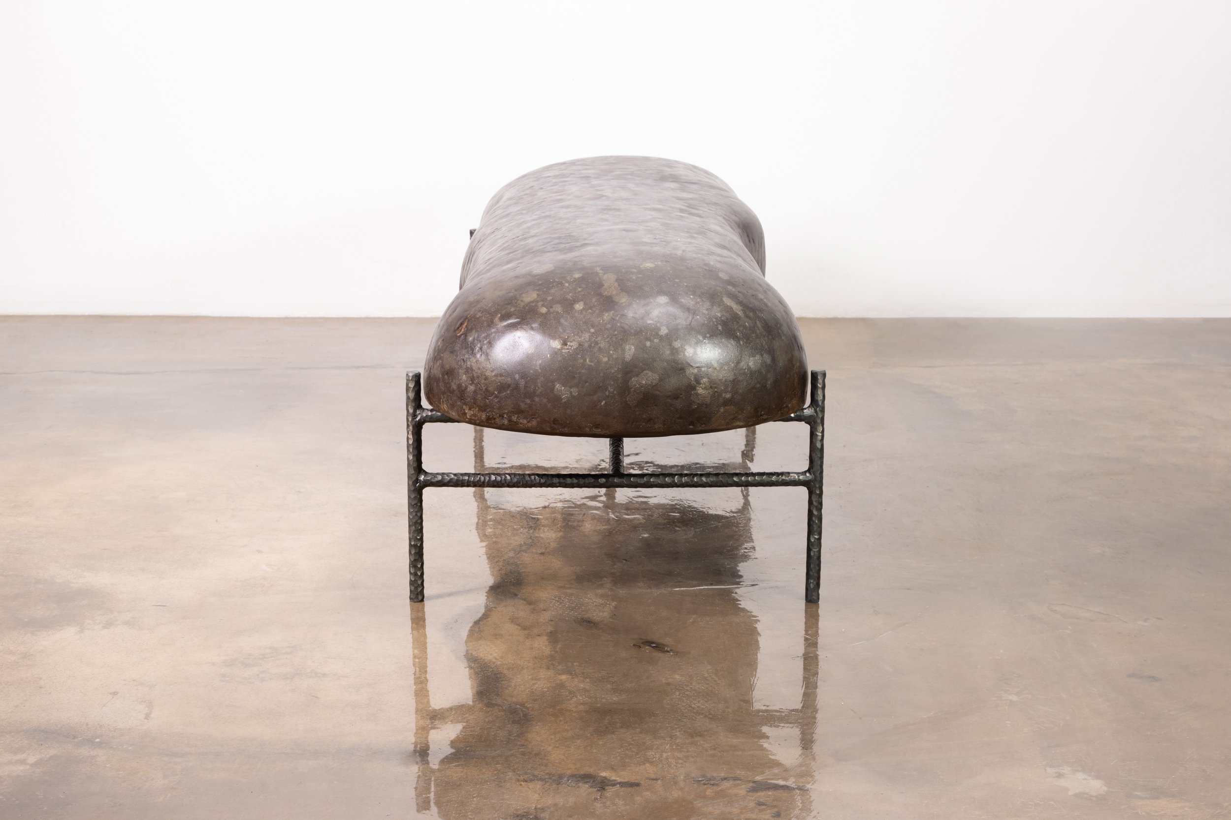 Lingua Sculptural Bench in Metal and Fiberglass by Costantini 02.jpg