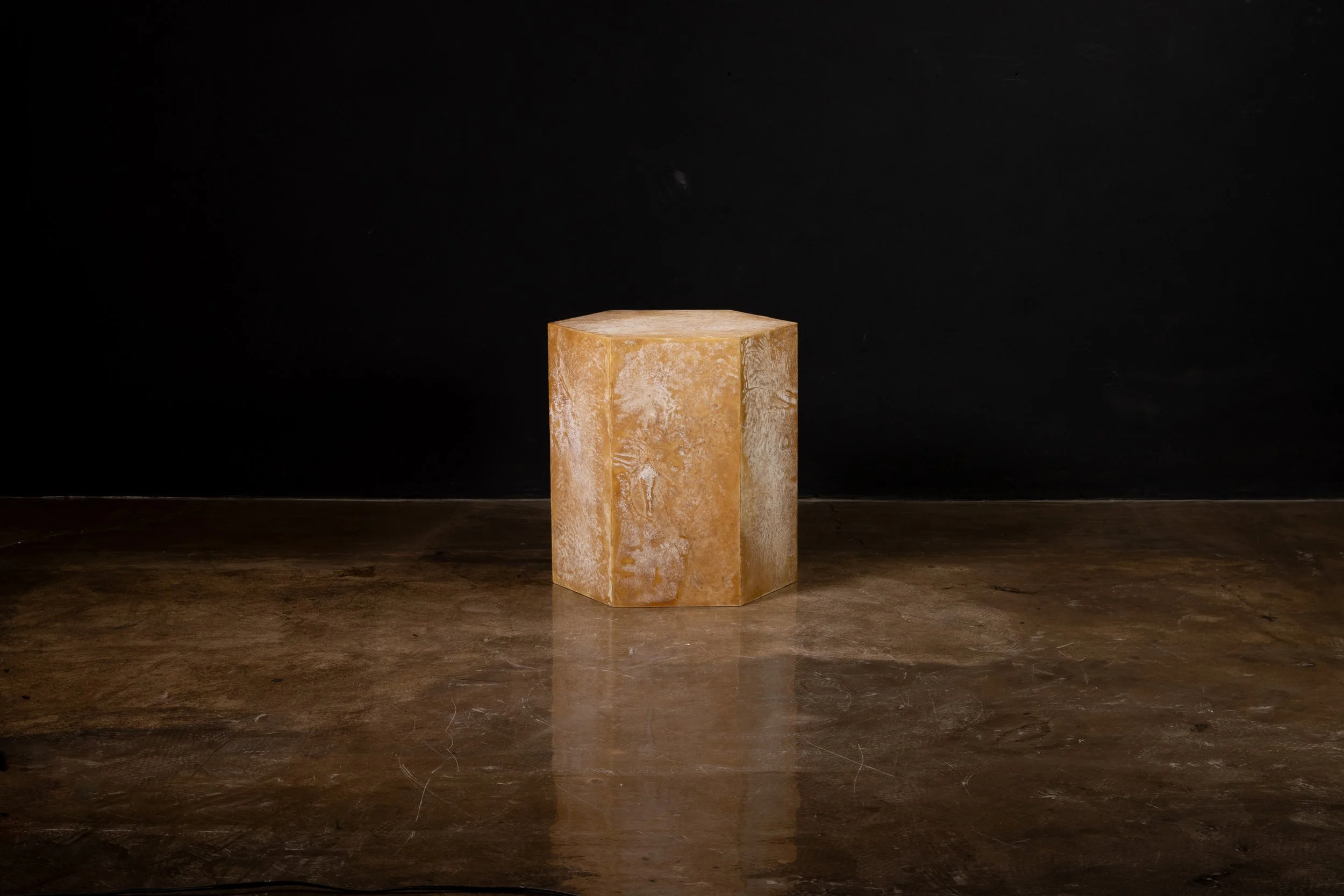 260317_09 Pergamino Hex Caramel Chico by Costantini 04.JPG