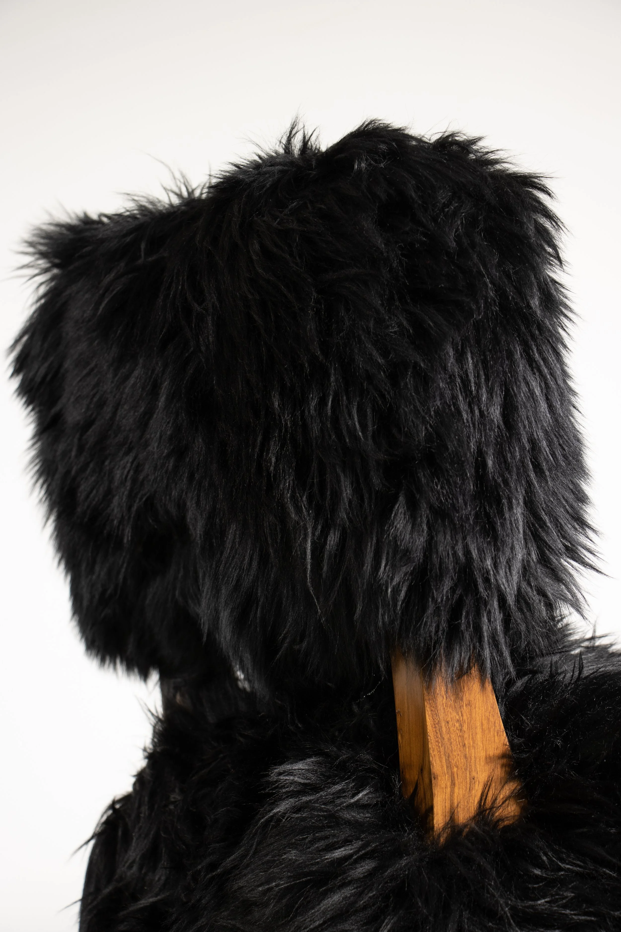 Bruno Stool Ovino Black 07.jpg