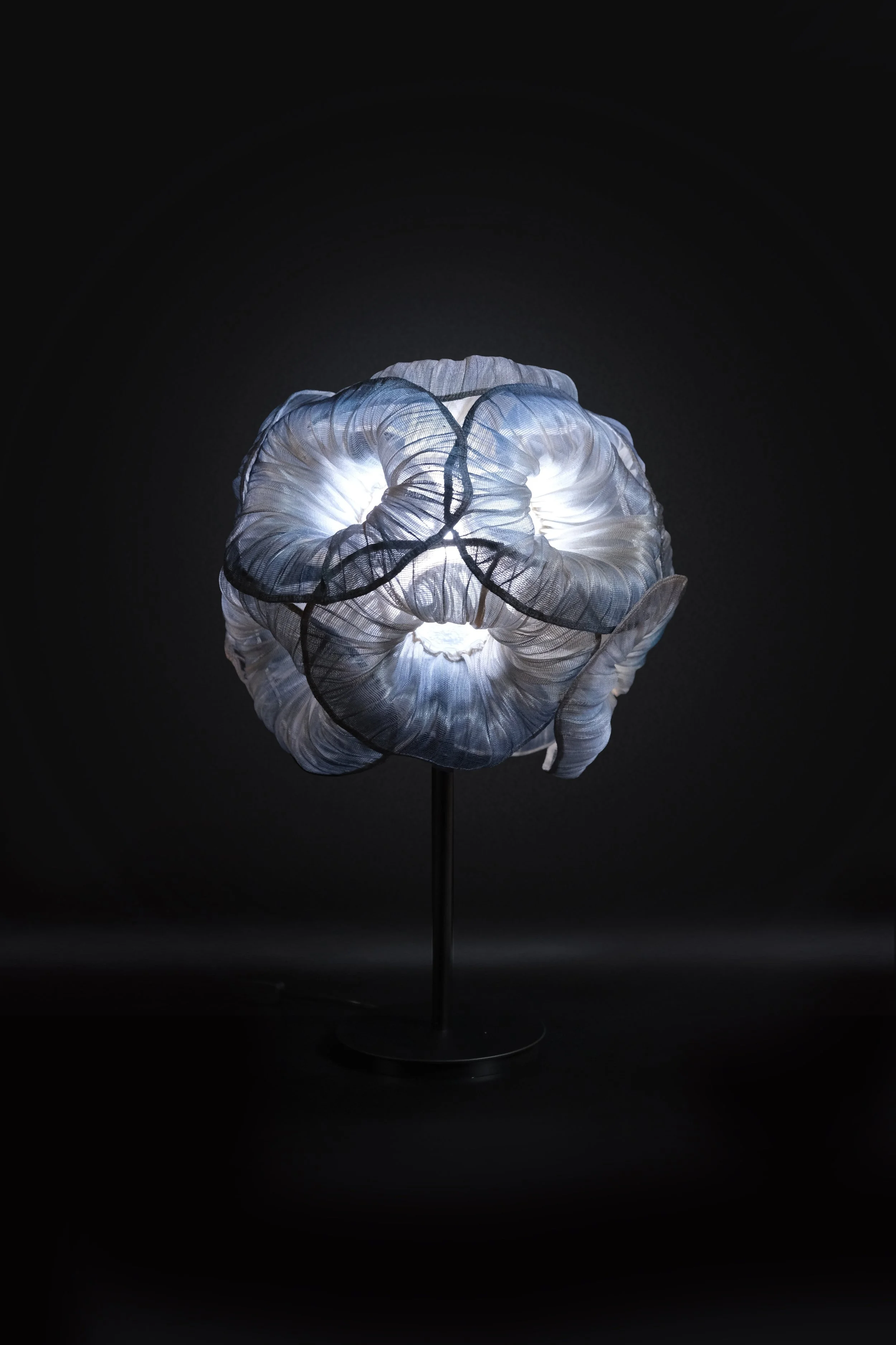 Anemone 35 Table Lamp Midnight Handpainted by Mirei Monticelli 00.jpg