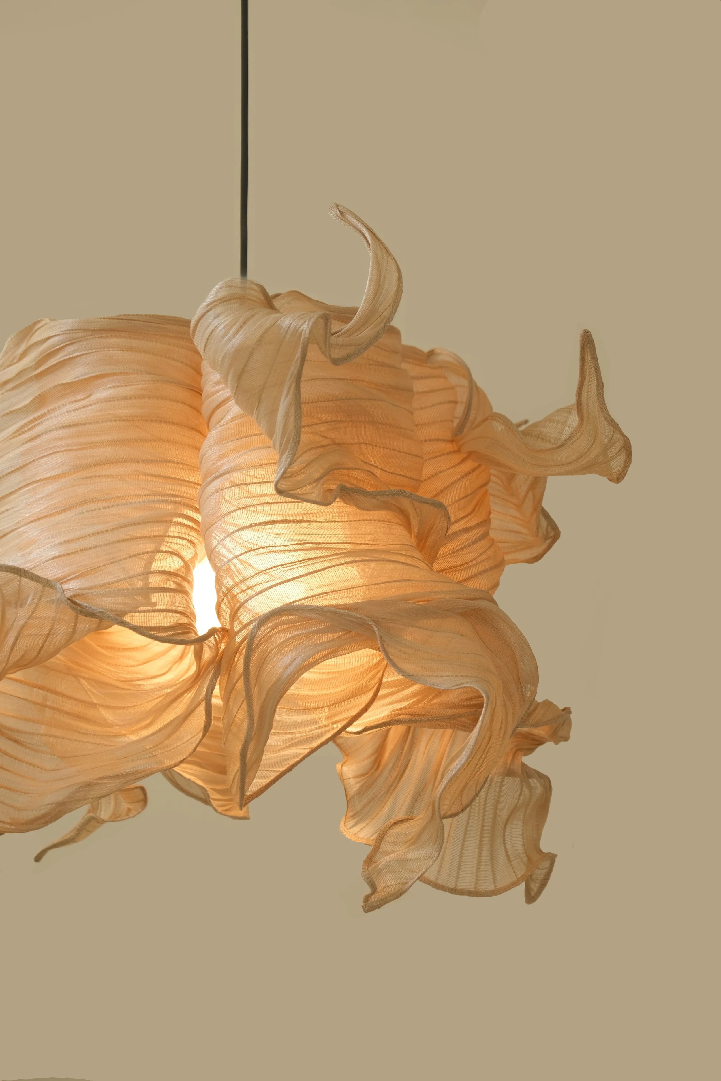 Nebula 60 Pendant Natural by Mirei Monticelli 03.jpg