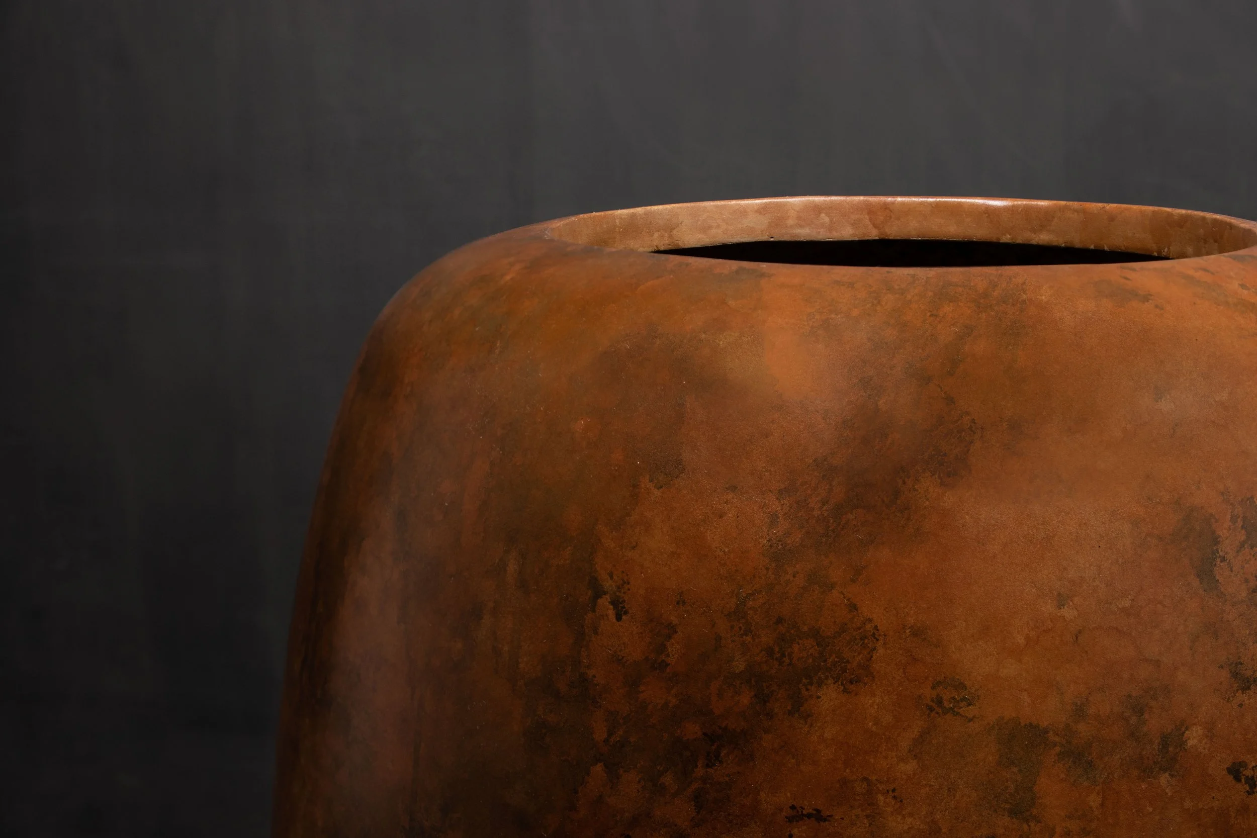 Pamina Planter by Costantini 09.jpg