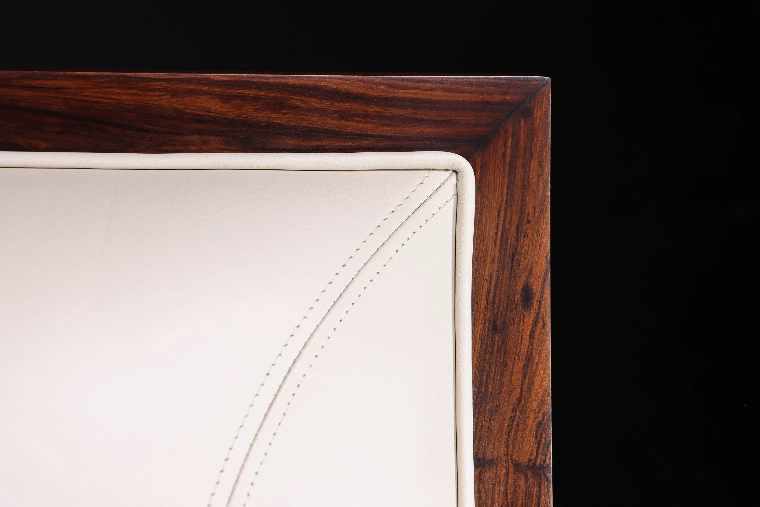 Belgrano Lounge Chair by Costantini 15.jpg