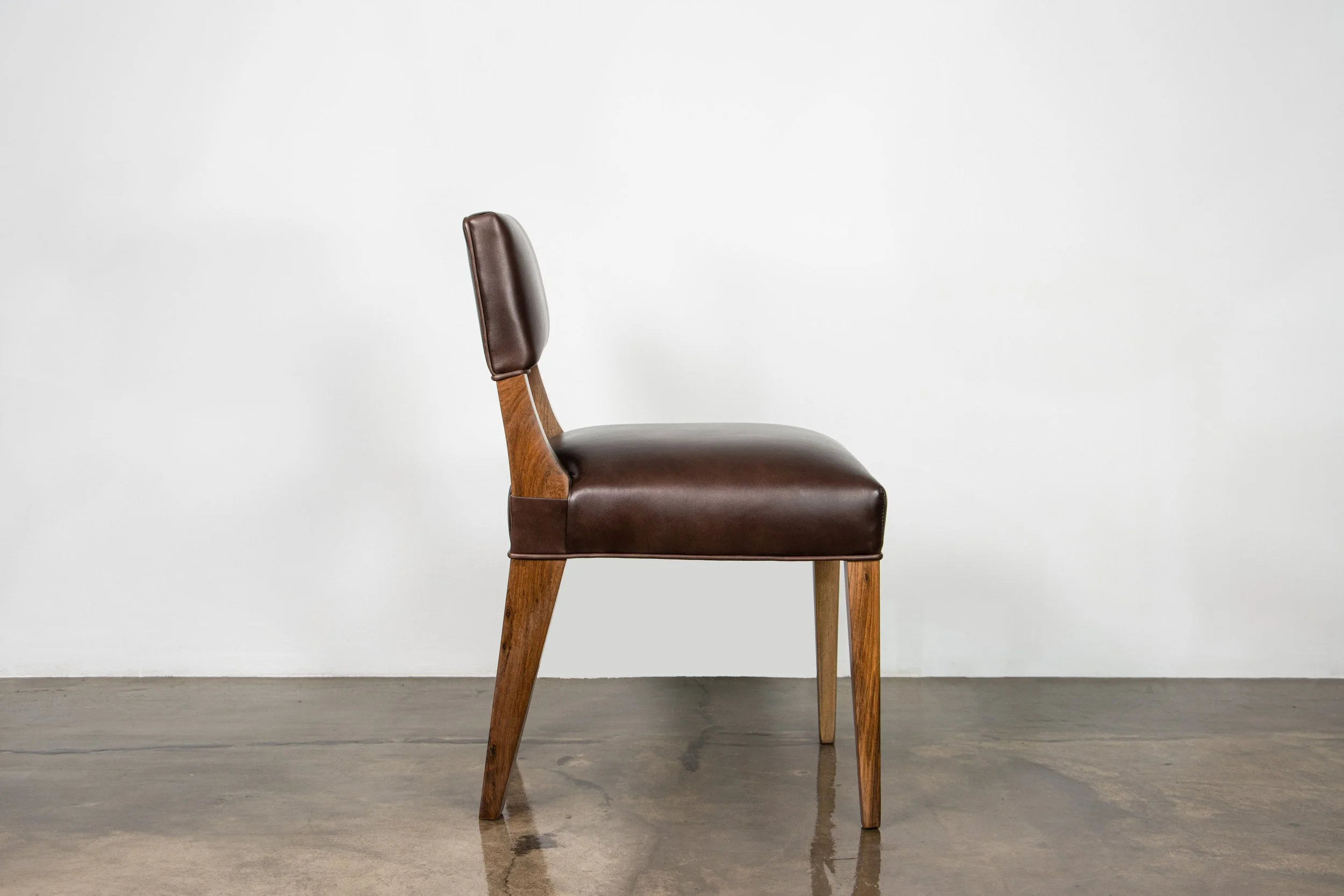 Bruno Chair 220809_02 03.jpg
