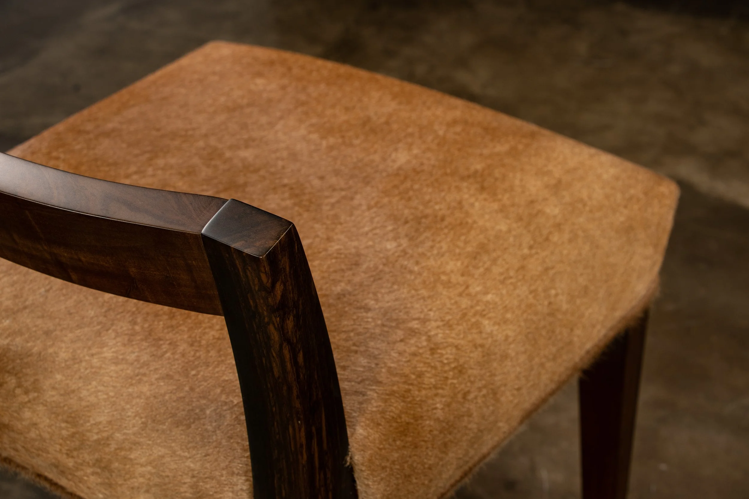 Umberto Chair Hair Hide by Costantini 05.jpg