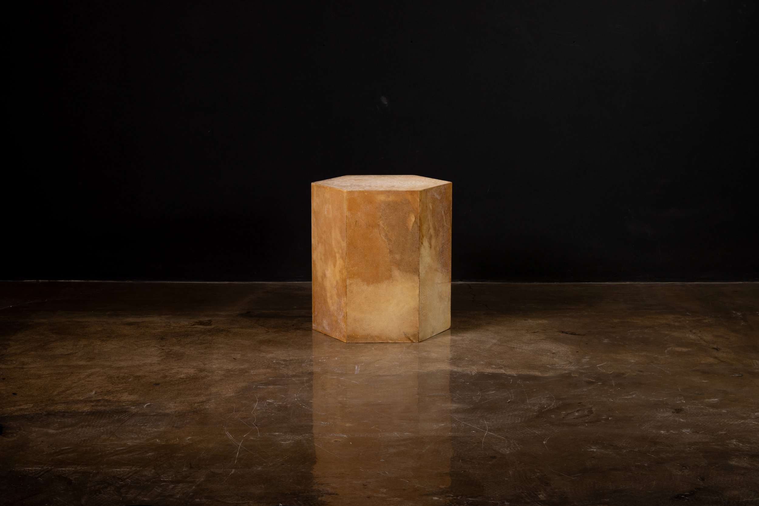 260317_08 Pergamino Hex Caramel Chico by Costantini 06.JPG