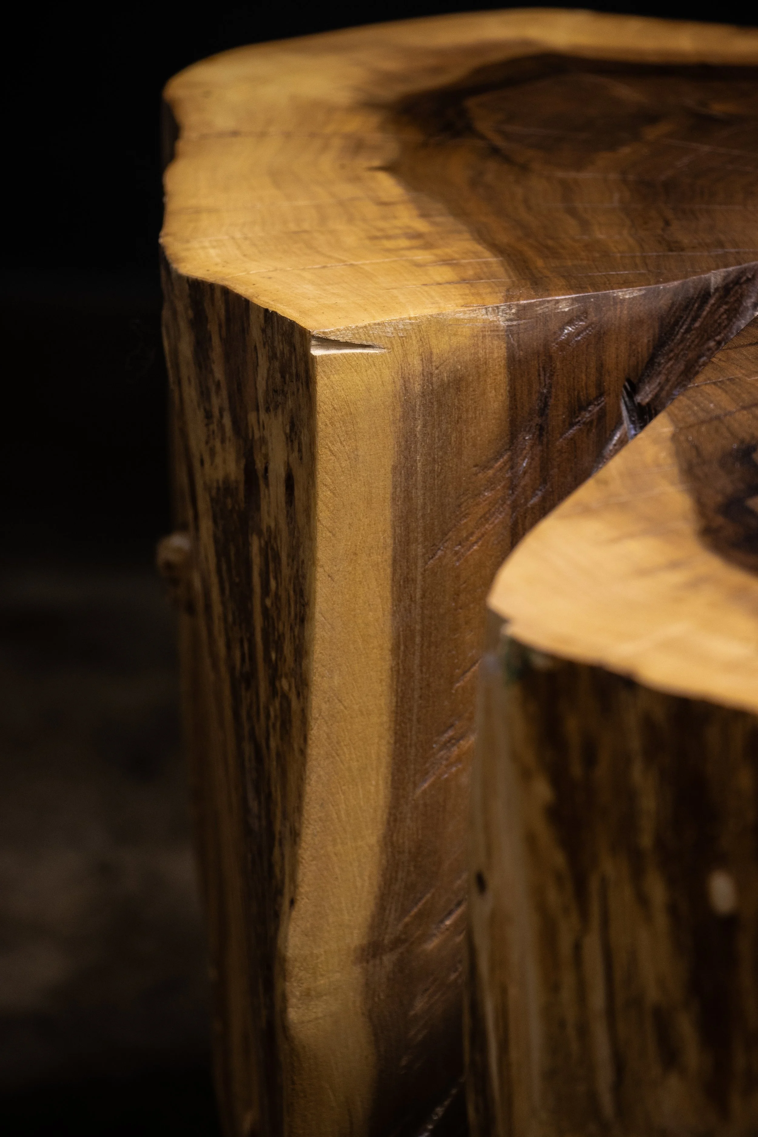 Francisco Table ƒ 41 10 by Costantini.jpg