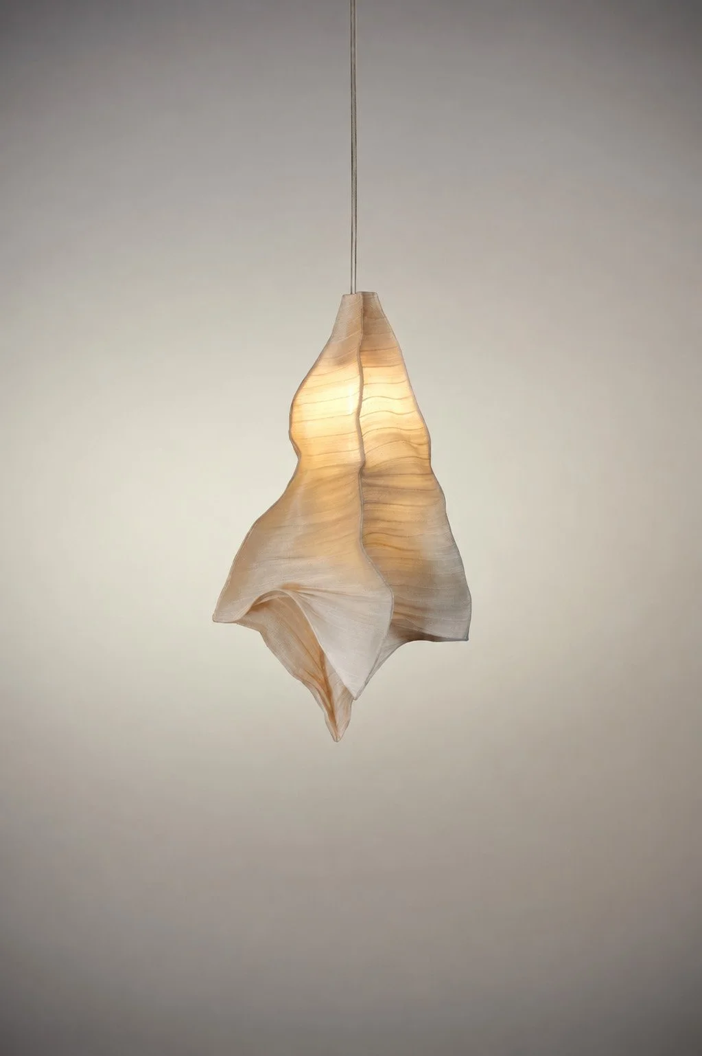 Phantasma Pendant Cream Medium by Mirei Monticelli 00.jpg