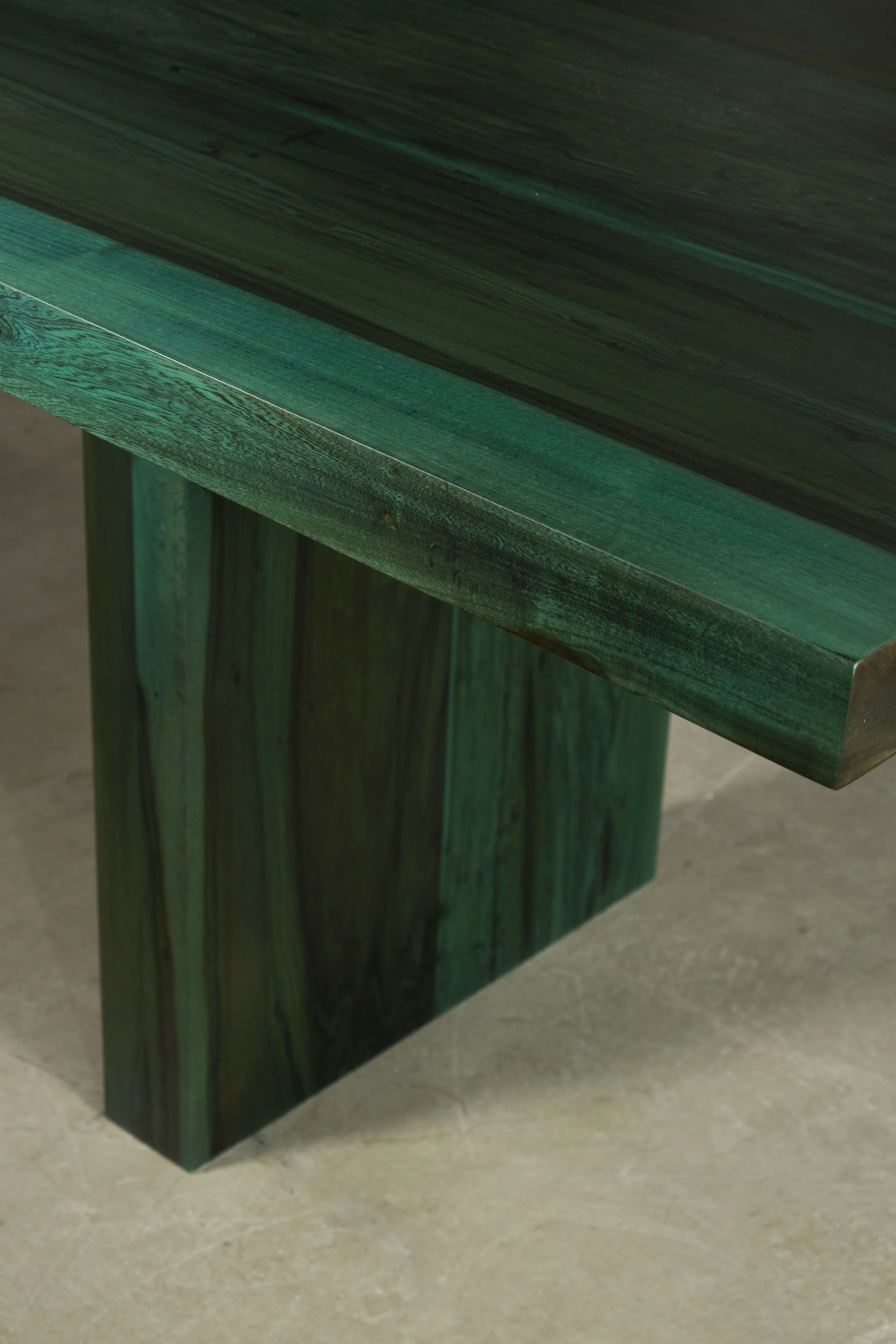 Andre Solid Exotic Wood Dining Table Verdi from Costantini 07.jpg