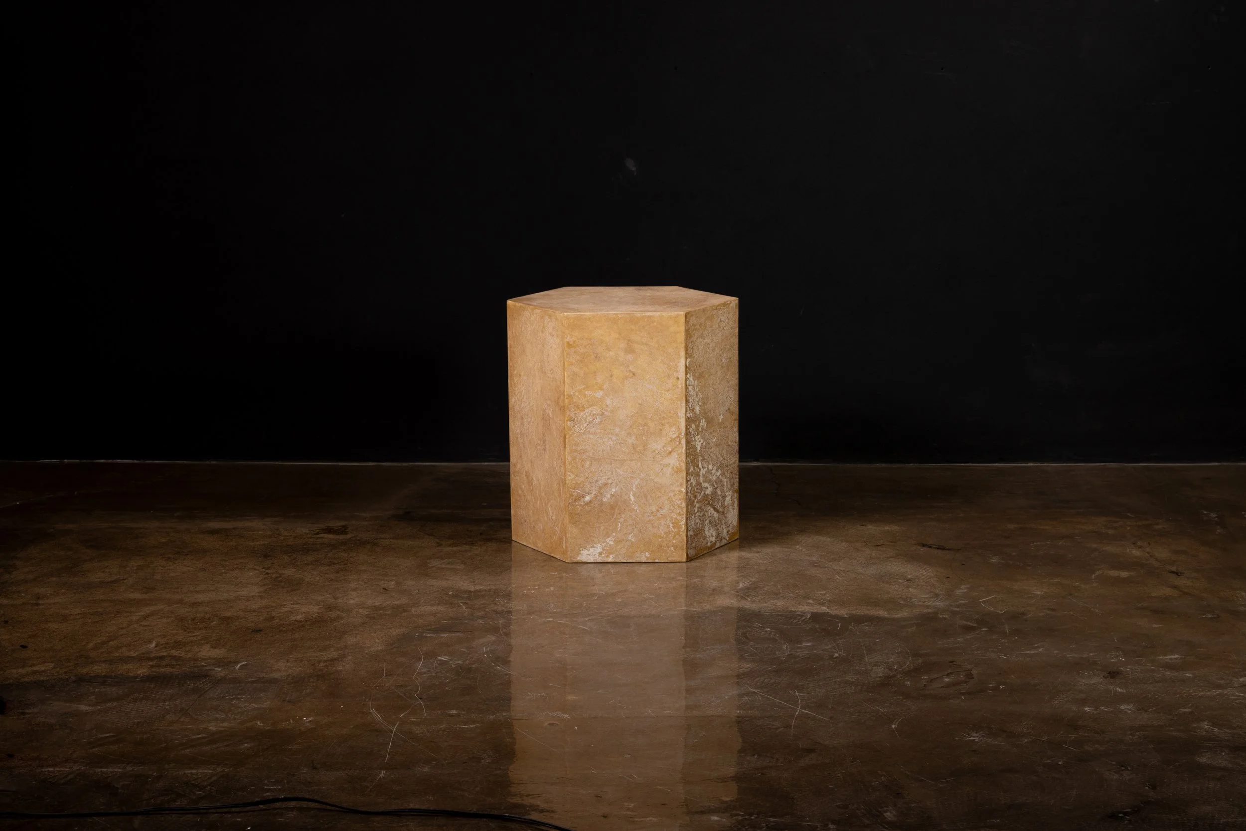 260317_10 Pergamino Hex Caramel Chico by Costantini 05.JPG