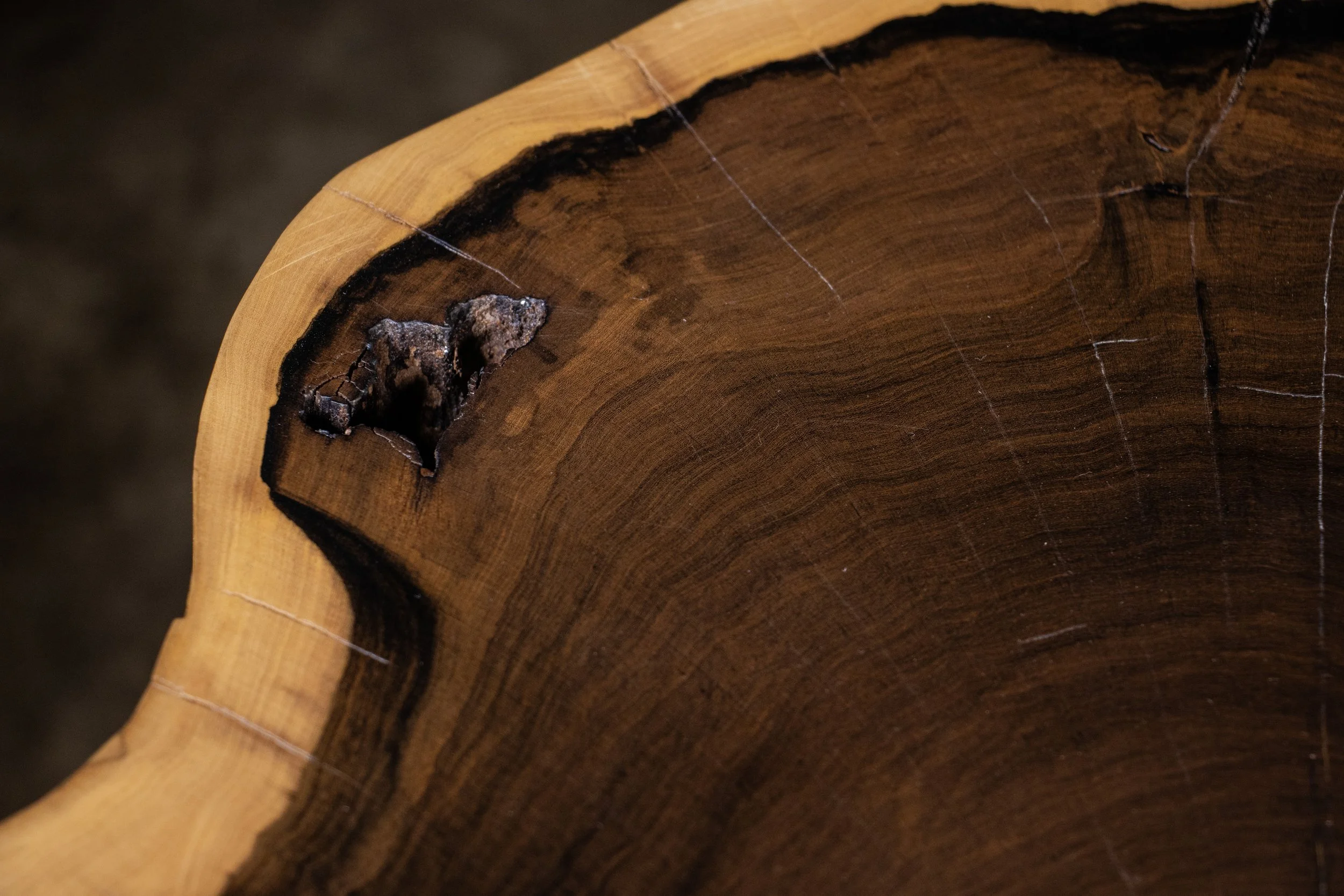 Francisco Table ƒ 39 09 by Costantini.jpg