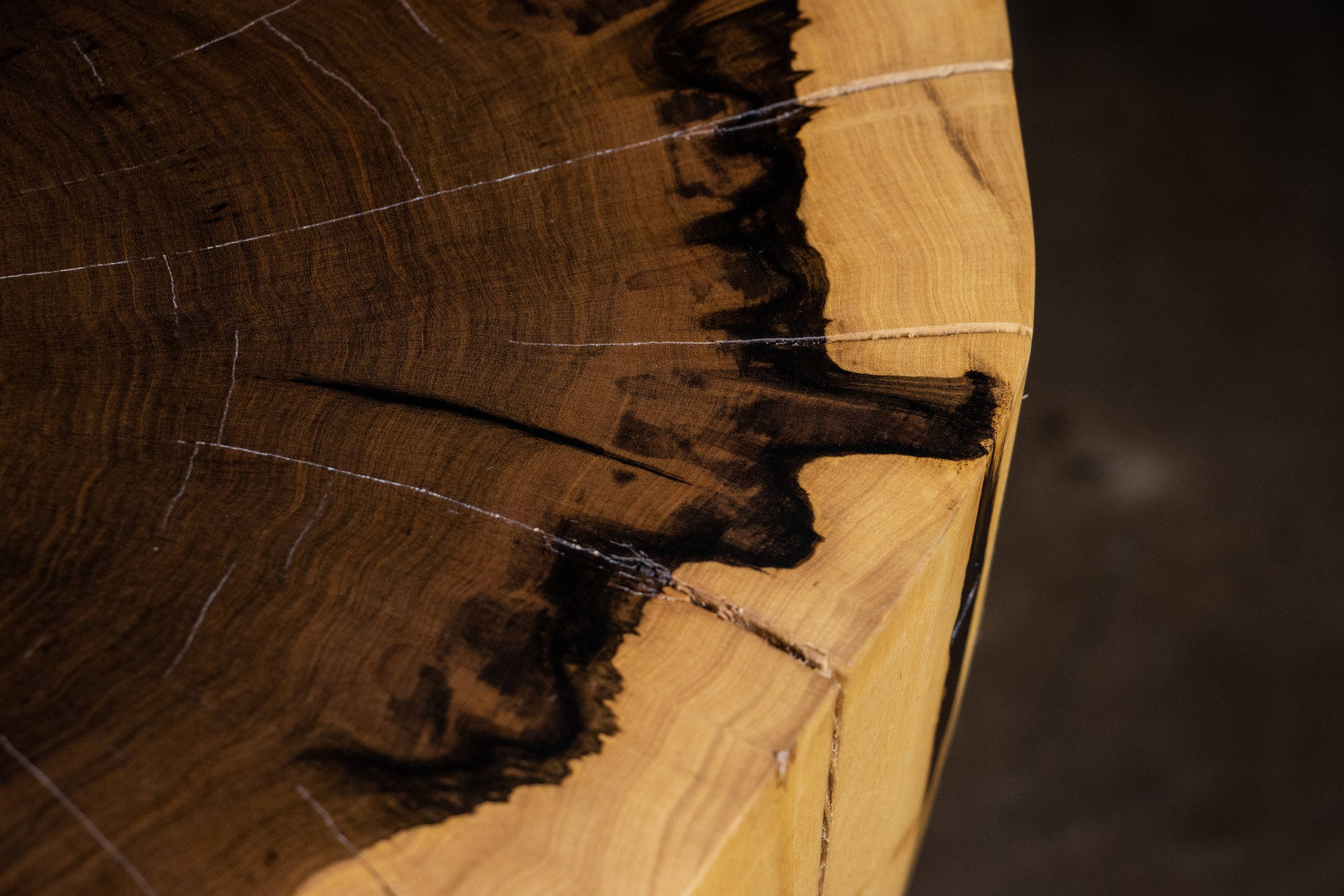 Francisco Table ƒ 39 08 by Costantini.jpg