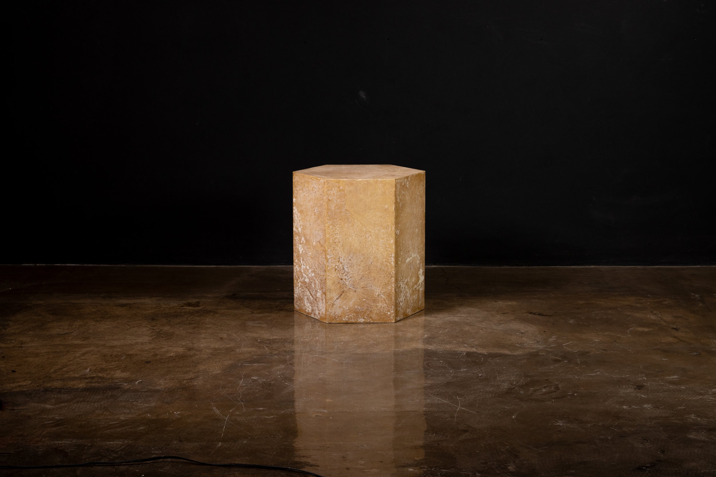 260317_10 Pergamino Hex Caramel Chico by Costantini 07.JPG