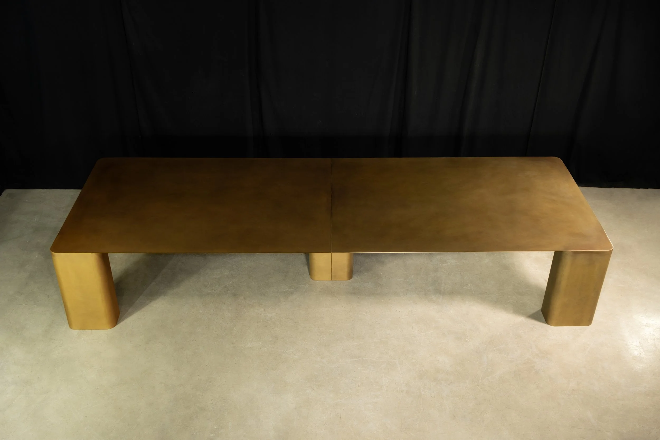 Alonzo Bronze Dining Table by Costantini 03.jpg