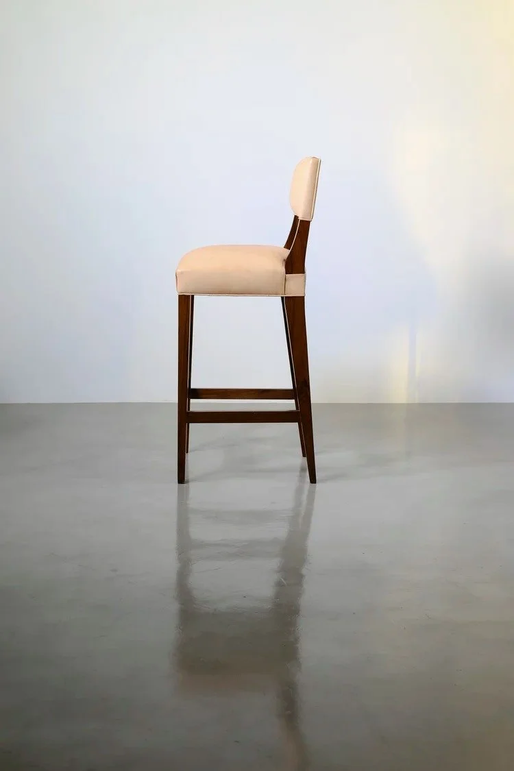 imgi_5_03+Bruno+Stool+by+Costantini.jpg