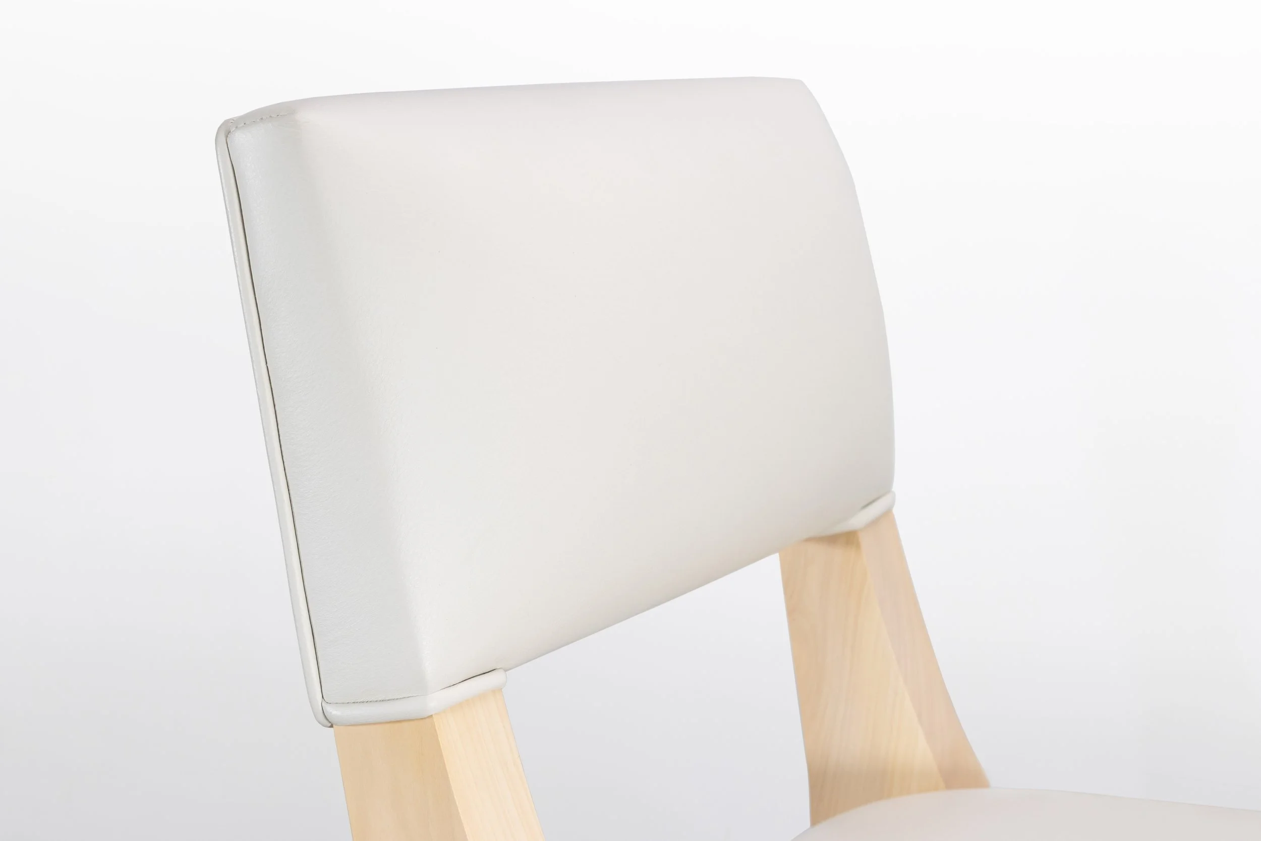 Bruno Chair Ivorywood by Costantini 07.jpg